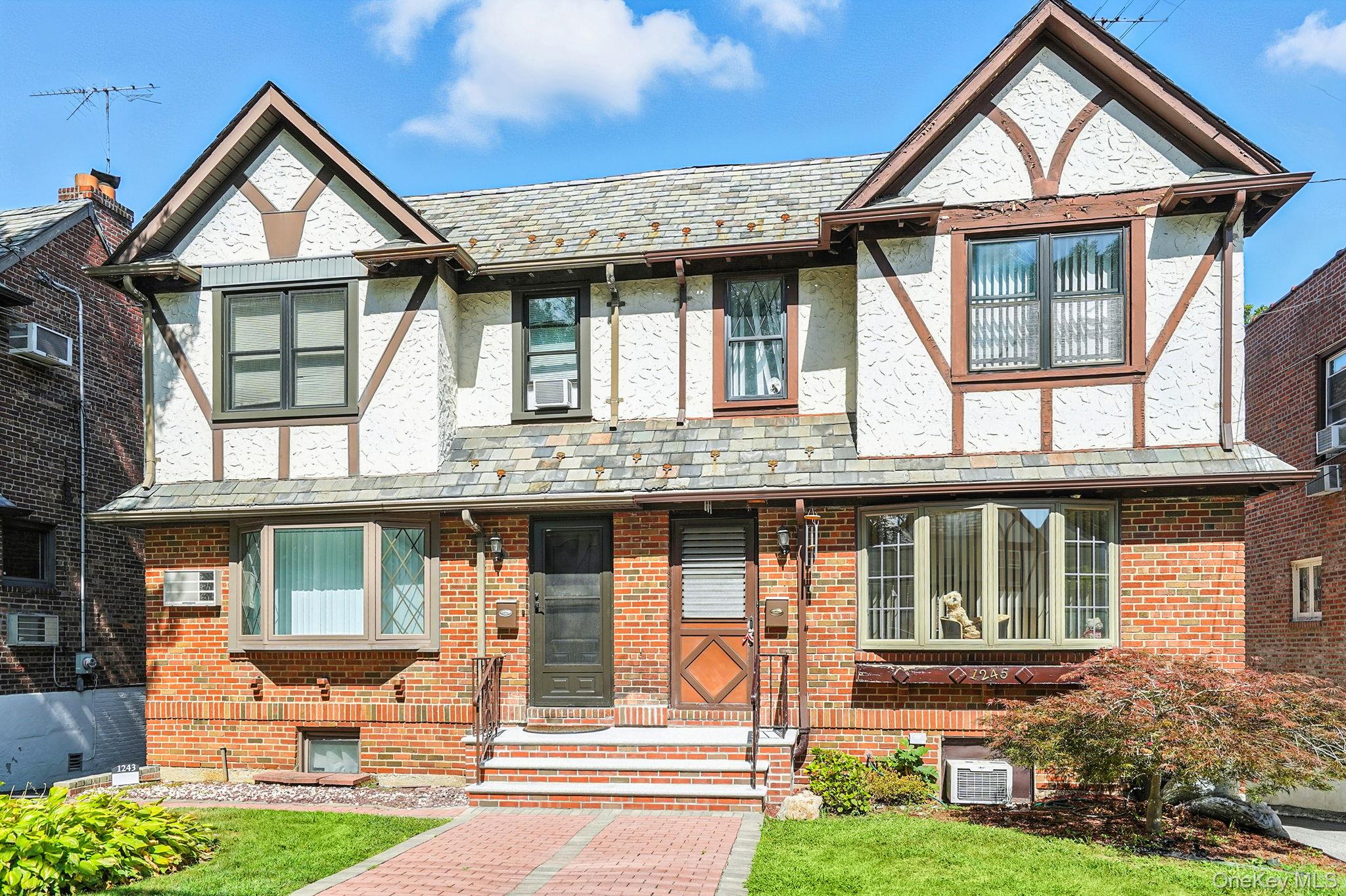 1245 Rhinelander Avenue, Bronx, NY 10461