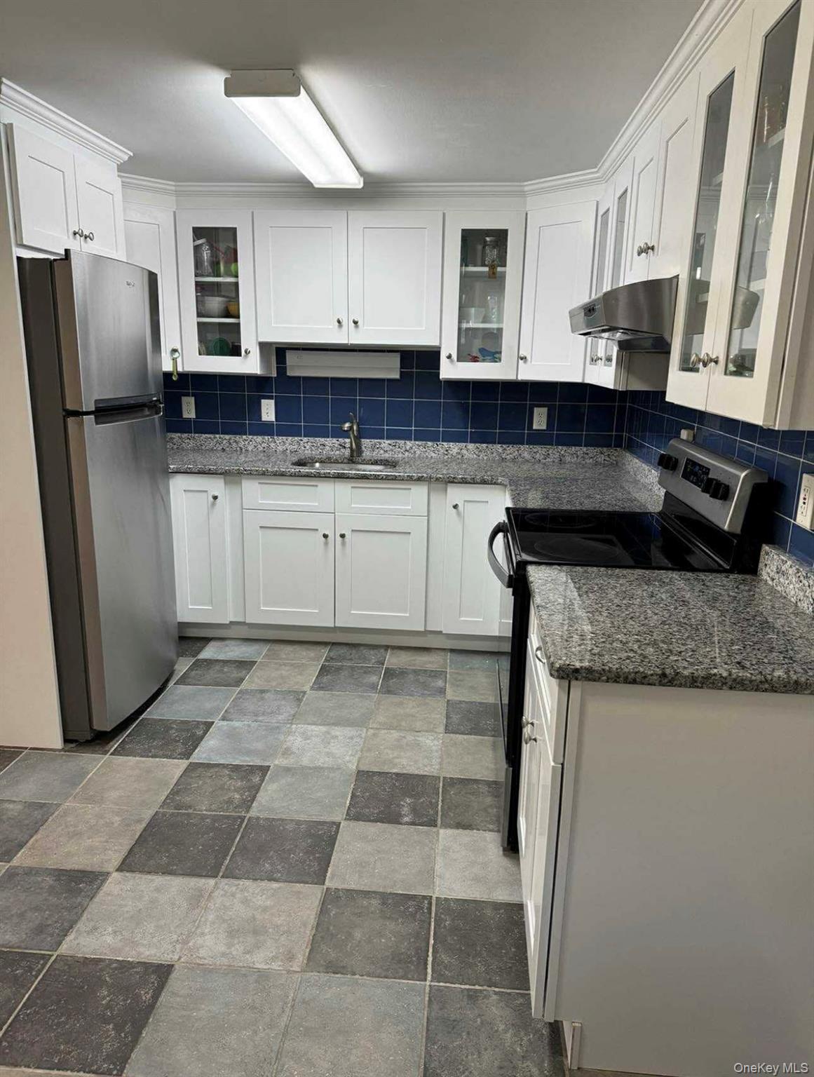 909 Parr Meadow Drive # 9I, Newburgh, NY 12550