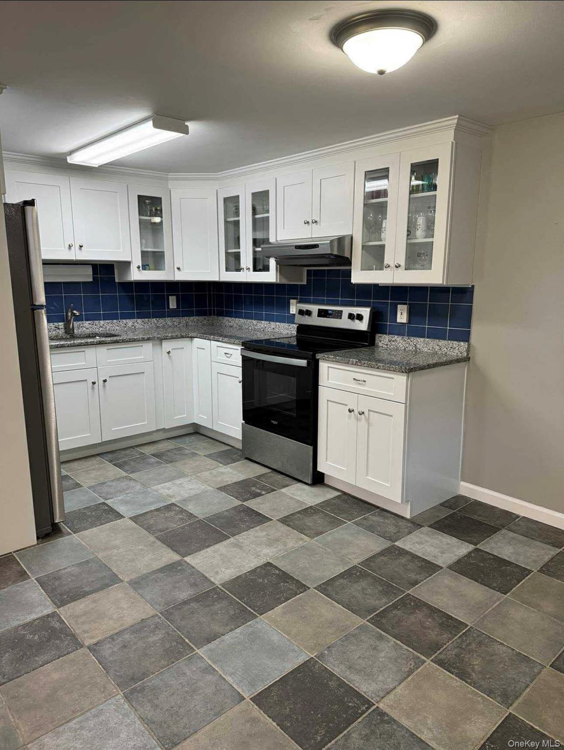 909 Parr Meadow Drive # 9I, Newburgh, NY 12550