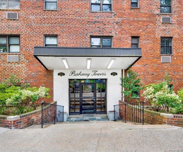 1910 Pelham Parkway S # 2B, Bronx, NY 10461