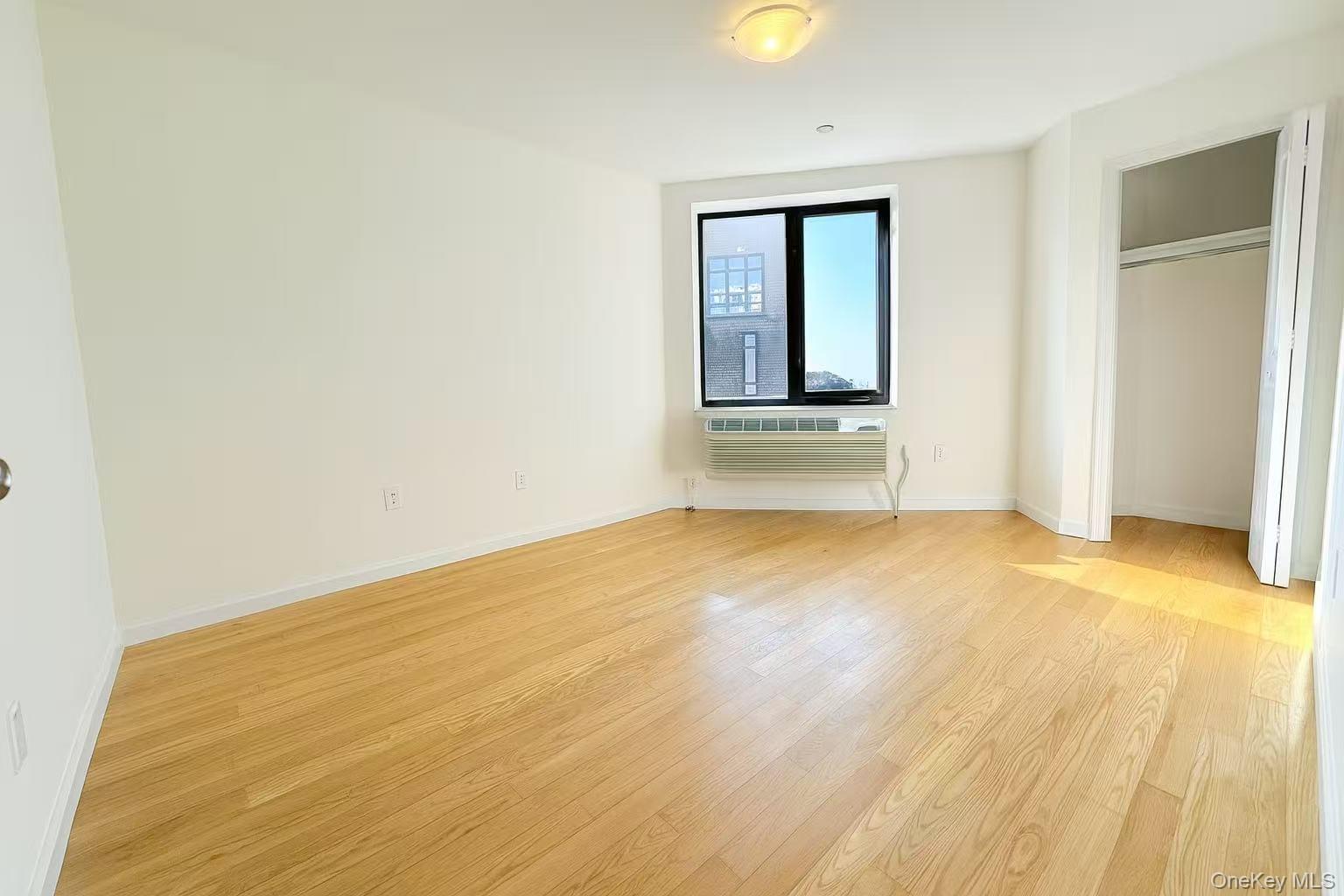 6070 Woodhaven Boulevard # 4E, Elmhurst, NY 11373