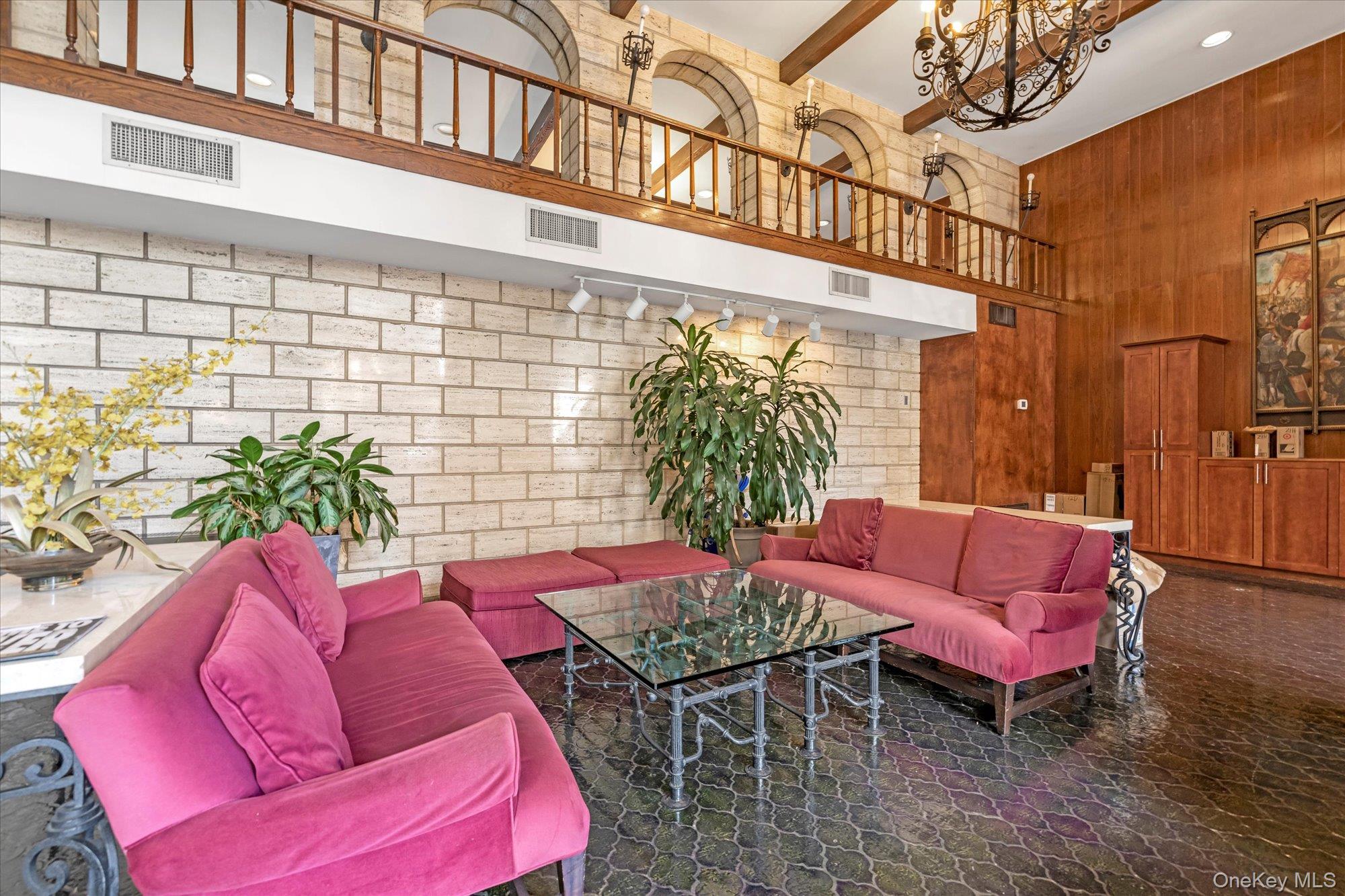 102-30 66th Road # 18K, Forest Hills, NY 11375