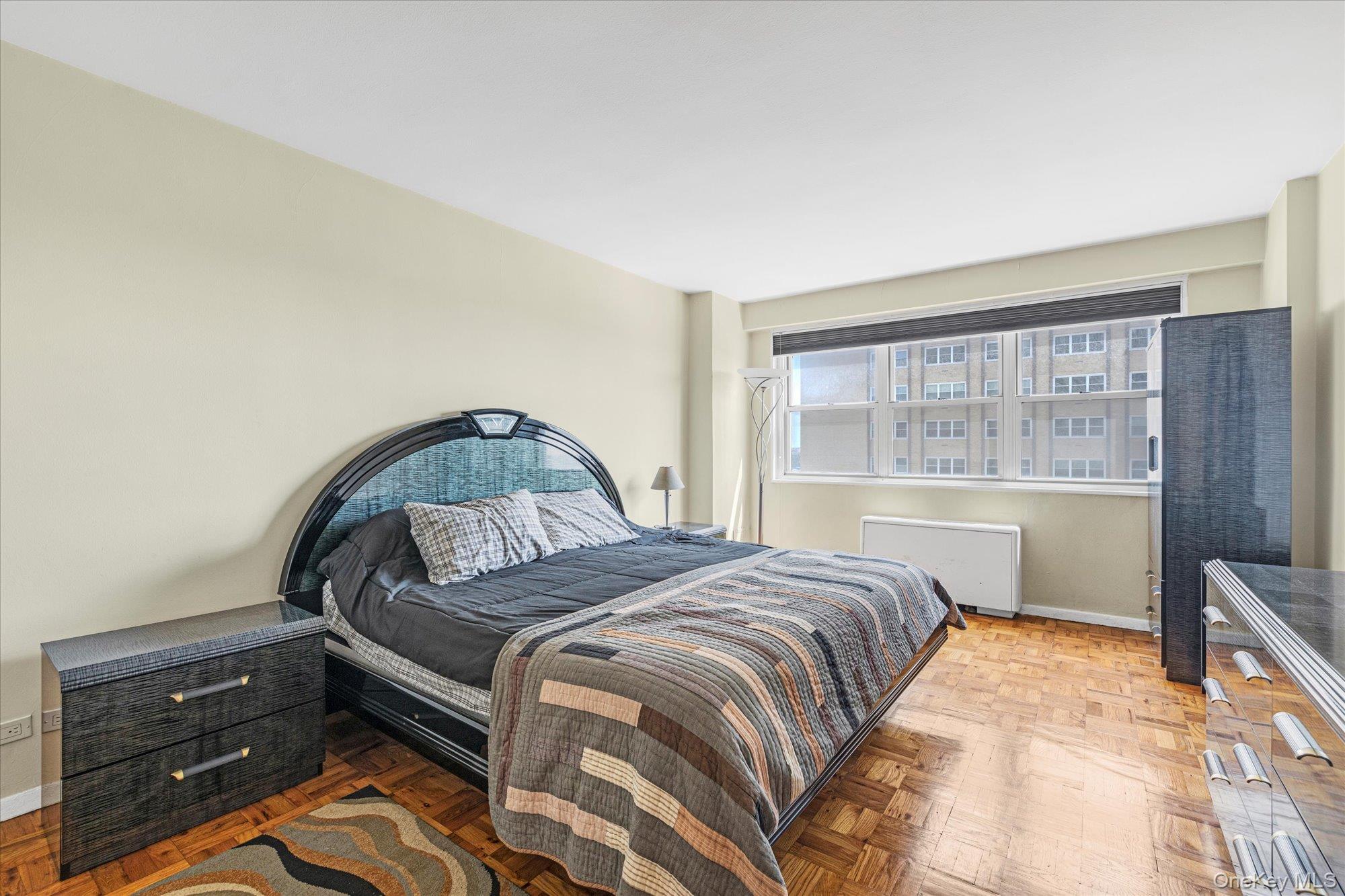 102-30 66th Road # 18K, Forest Hills, NY 11375