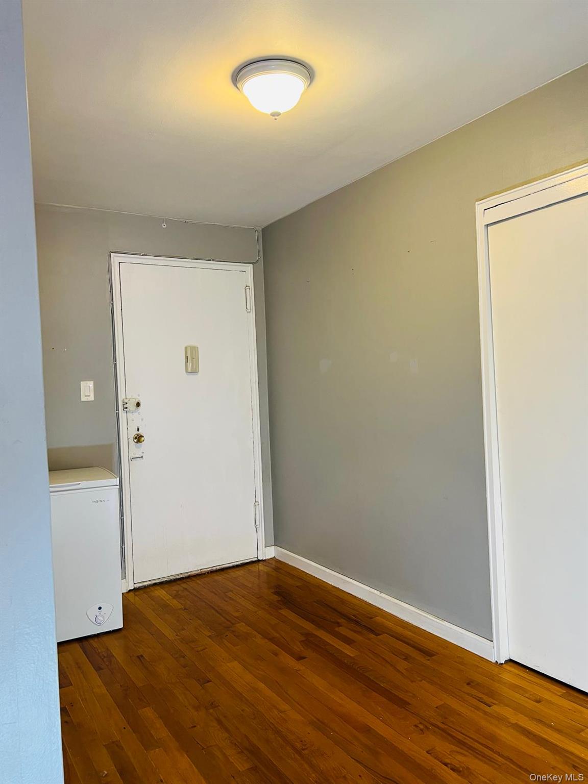 9910 60th Avenue # 5F, Corona, NY 11368