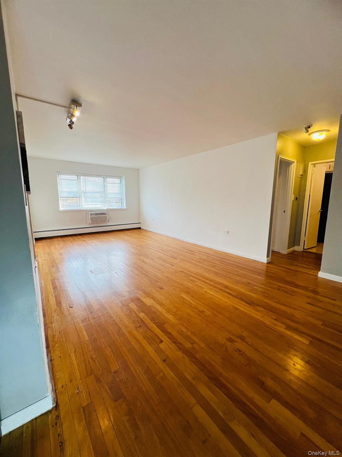 9910 60th Avenue # 5F, Corona, NY 11368