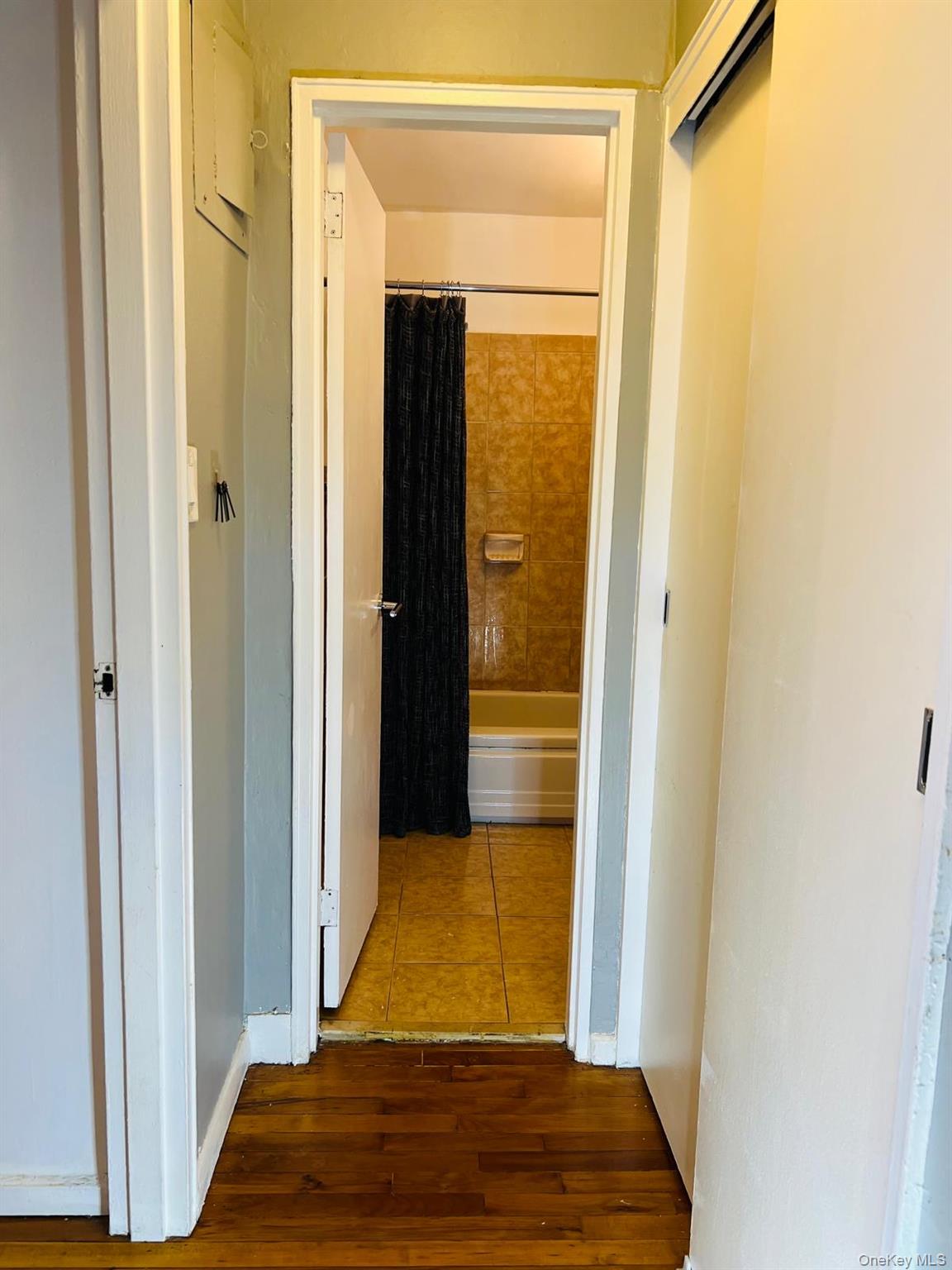 9910 60th Avenue # 5F, Corona, NY 11368