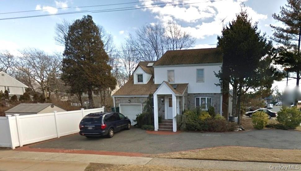 528 Waukena Avenue, Oceanside, NY 11572