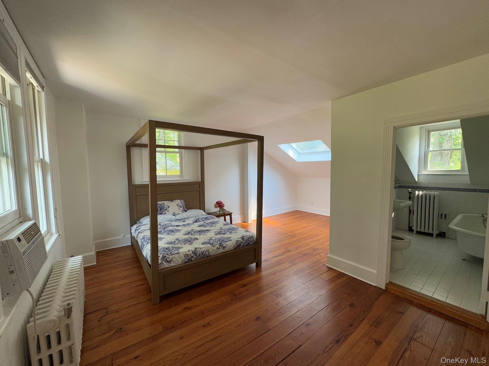 93 Circuit Road, Tuxedo Park, NY 10987