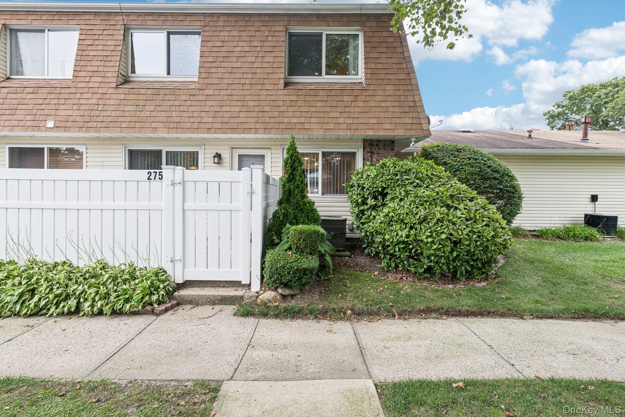 275 Storm Drive, Holtsville, NY 11742