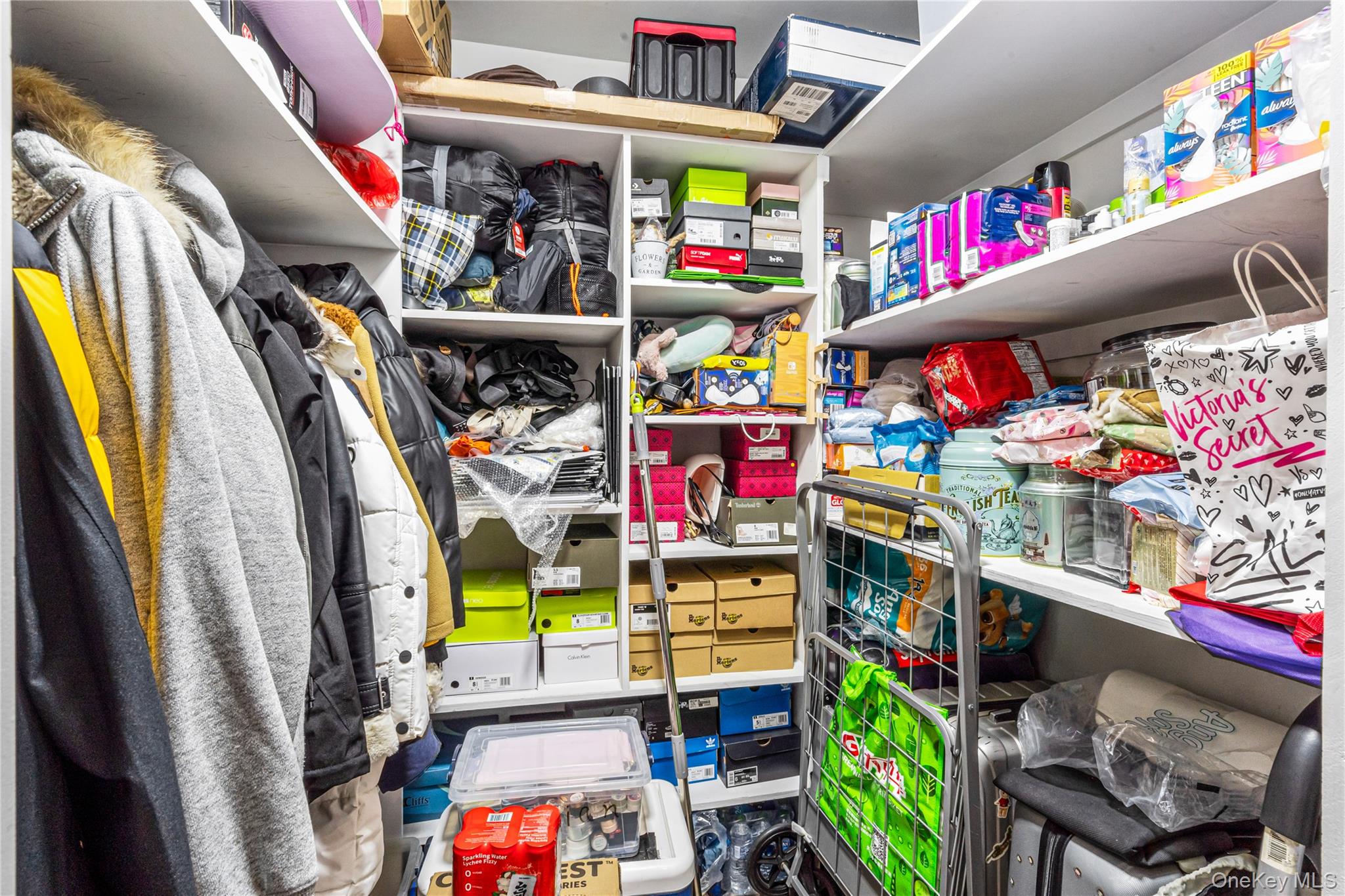 99-11 60th Avenue # 3J, Corona, NY 11368