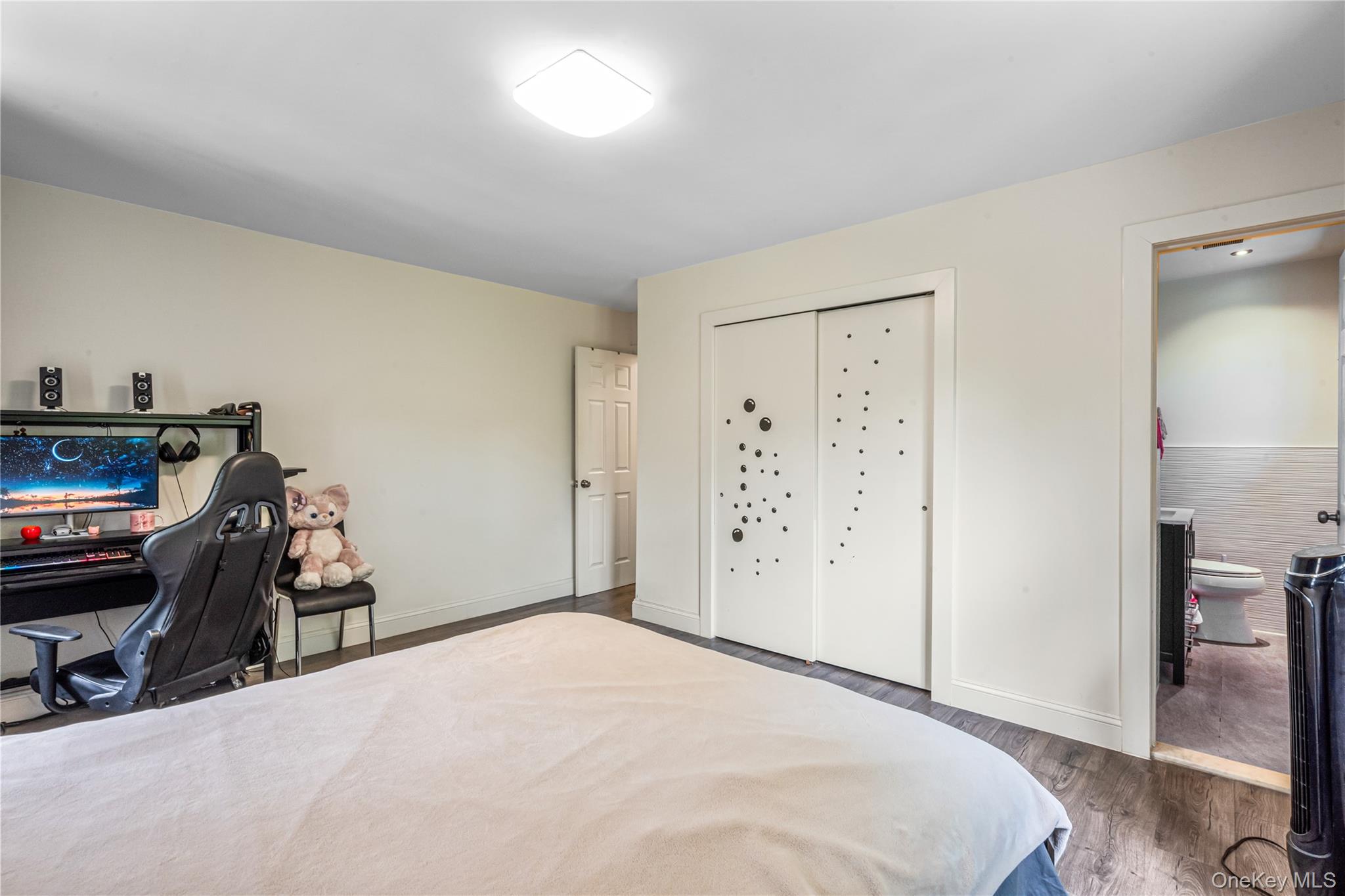 99-11 60th Avenue # 3J, Corona, NY 11368