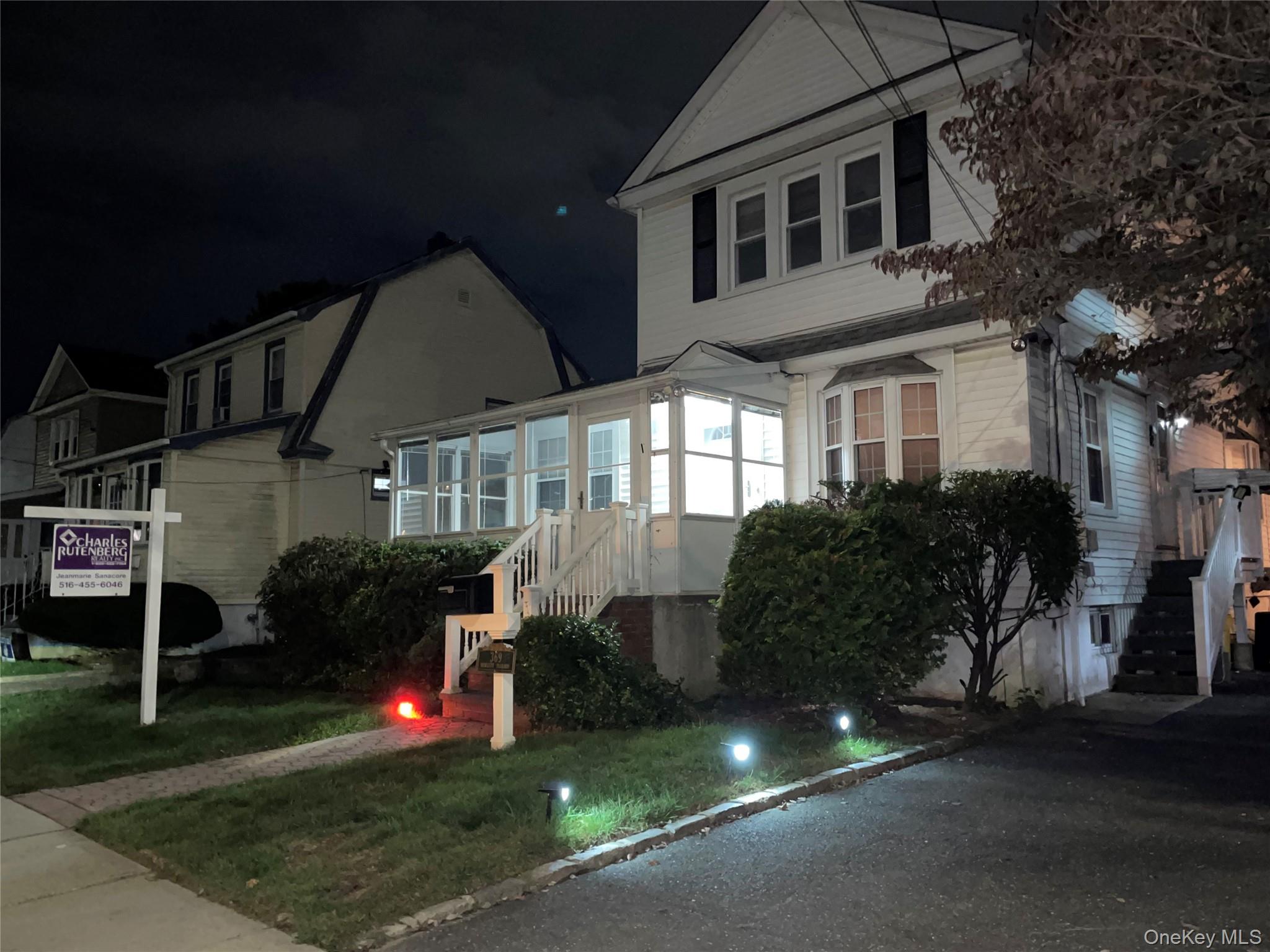 369 Hewlett Parkway, Hewlett, NY 11557