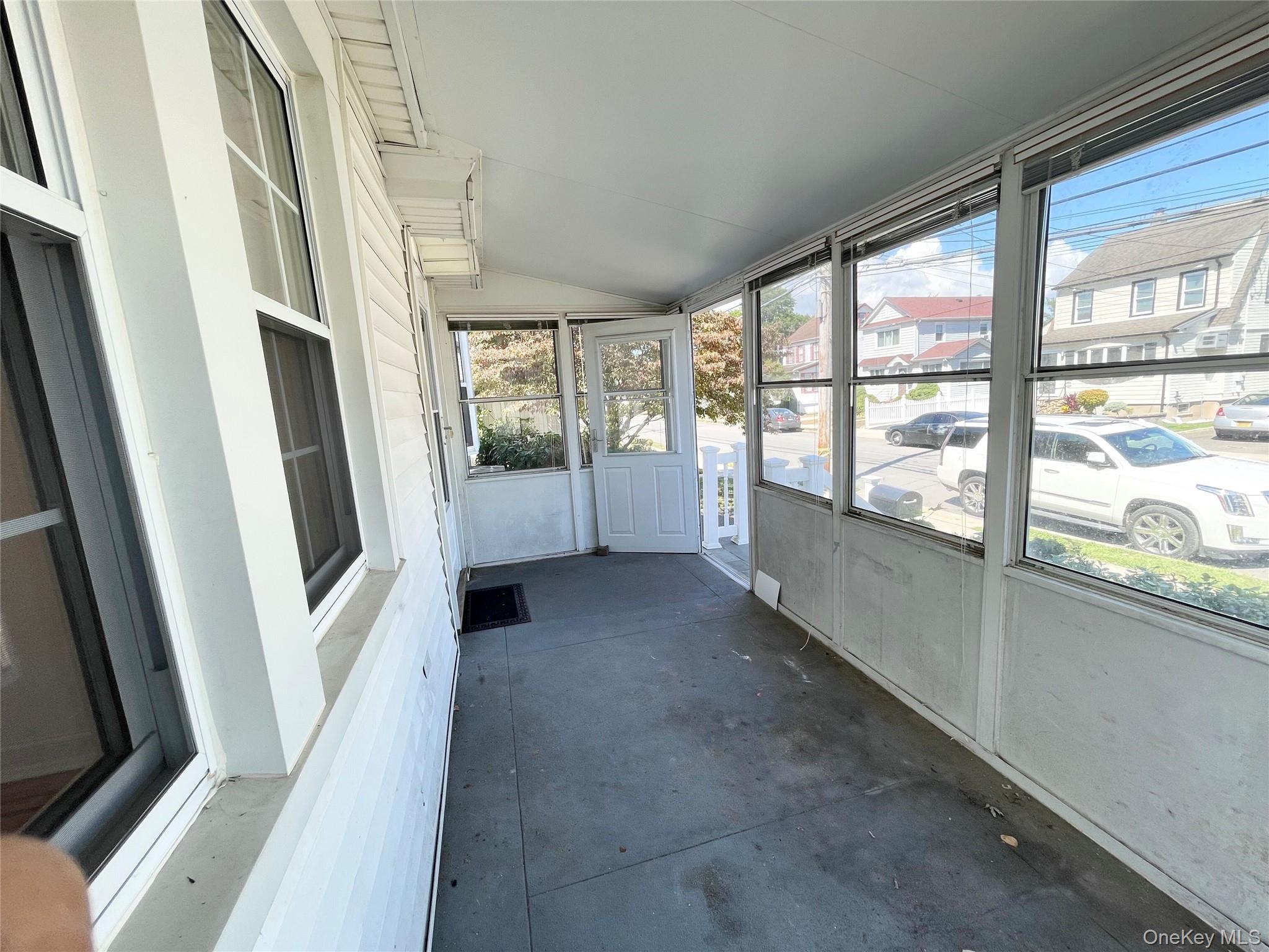 369 Hewlett Parkway, Hewlett, NY 11557