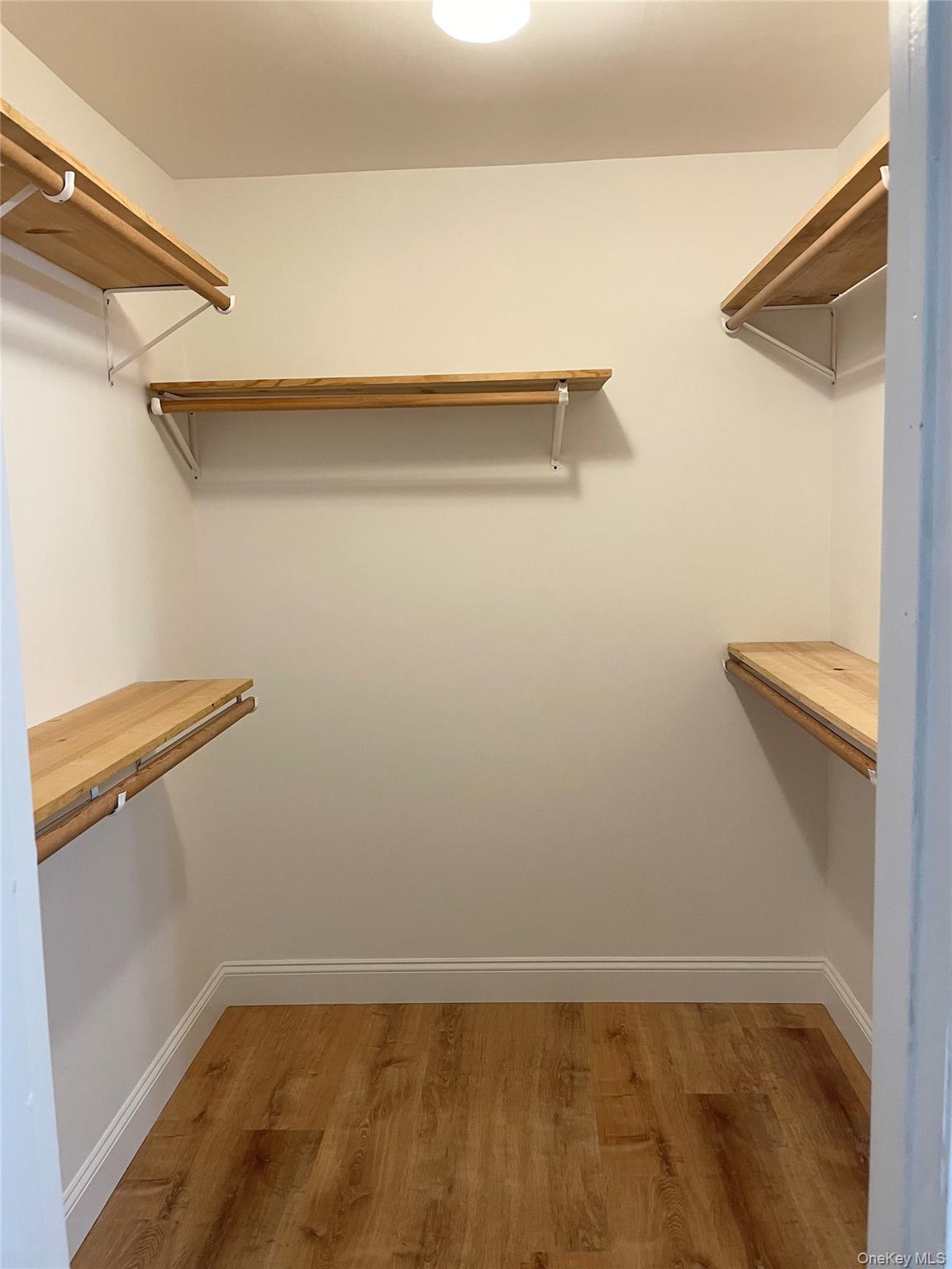 369 Hewlett Parkway, Hewlett, NY 11557