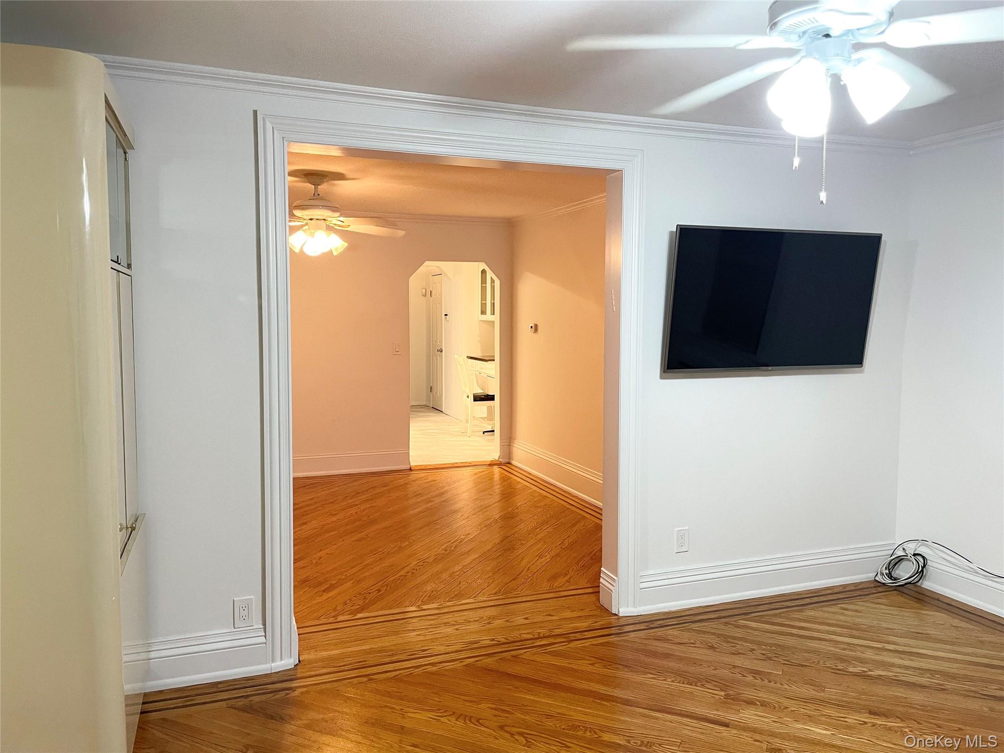 369 Hewlett Parkway, Hewlett, NY 11557