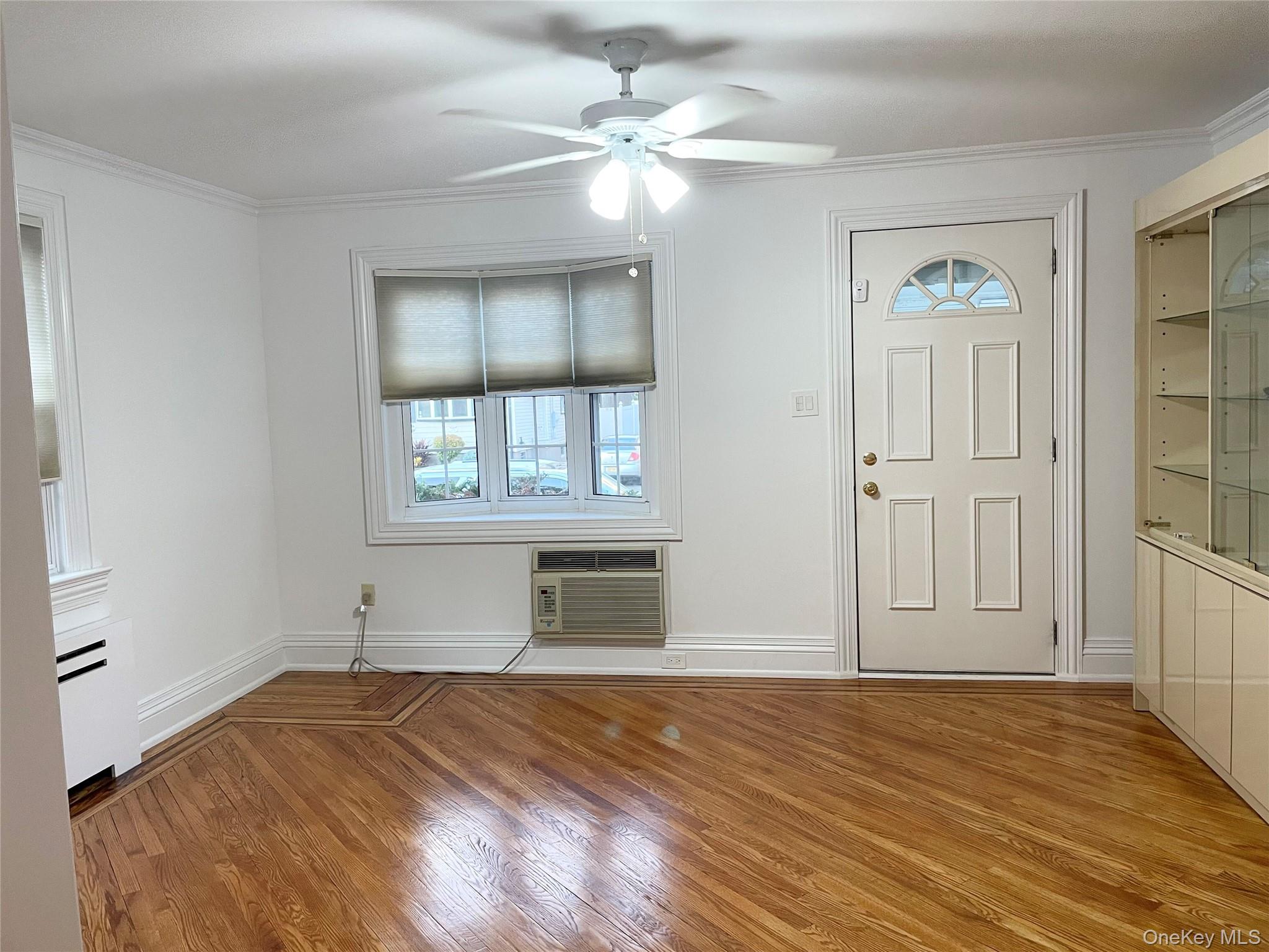 369 Hewlett Parkway, Hewlett, NY 11557