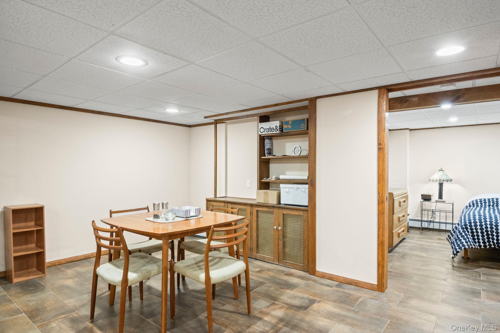 20 Huyler Road, Setauket, NY 11733