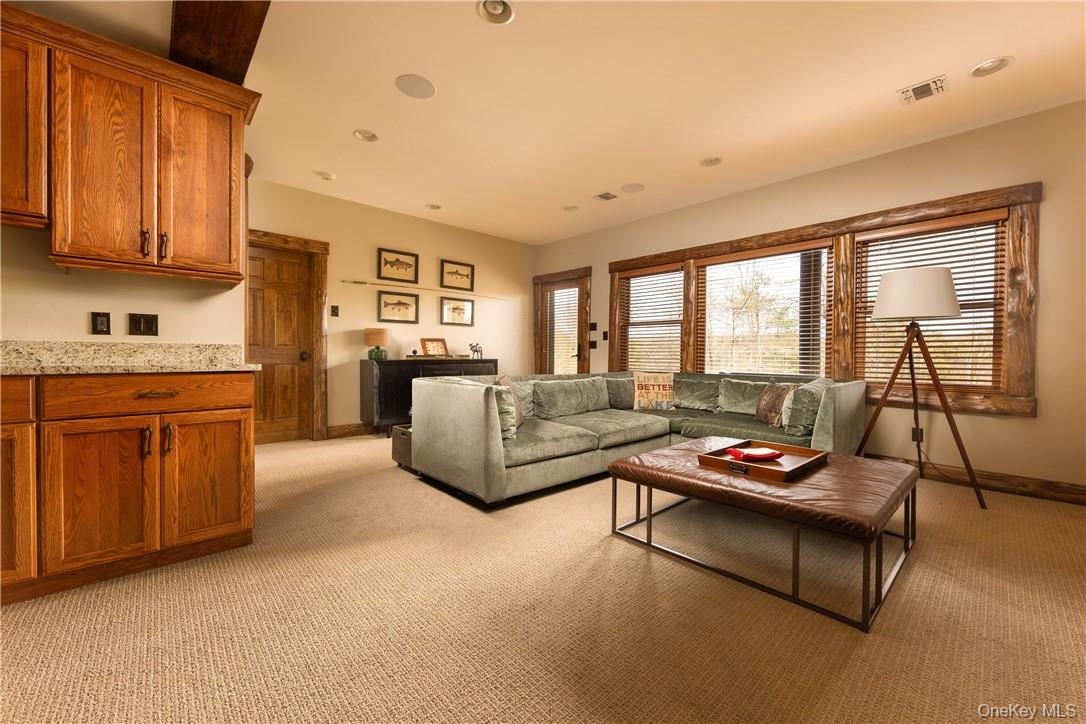 497 Woodstone Trail, Lumberland, NY 12737