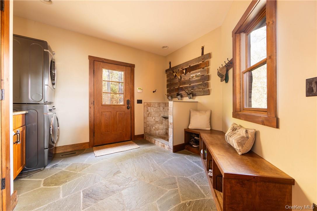 497 Woodstone Trail, Lumberland, NY 12737