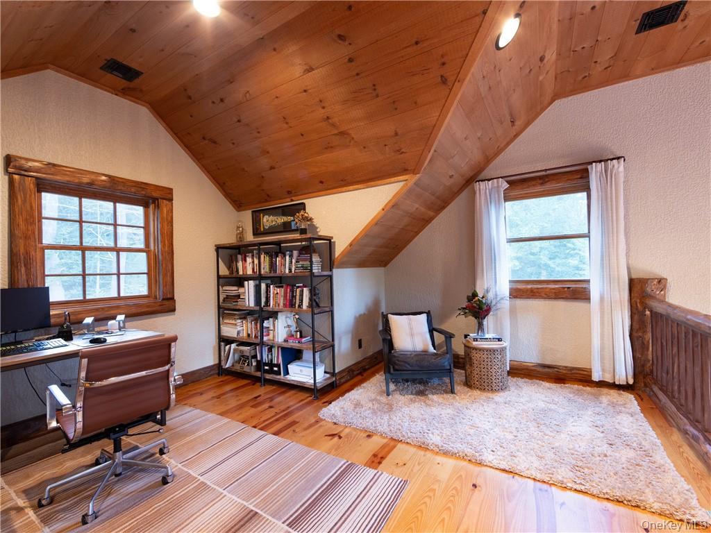 497 Woodstone Trail, Lumberland, NY 12737