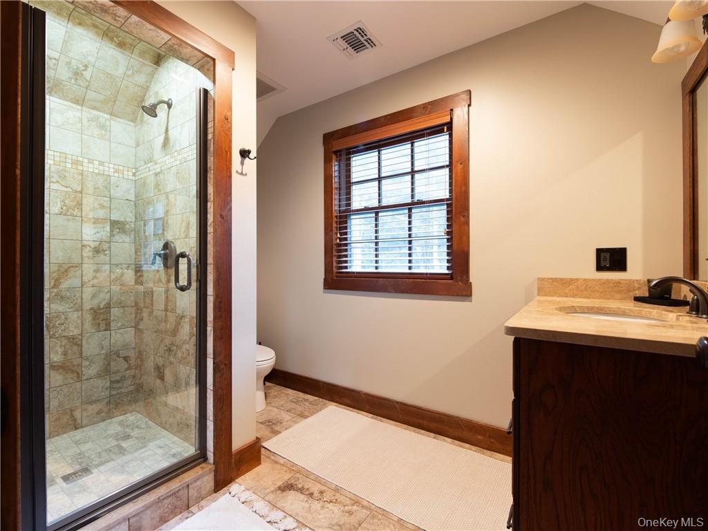 497 Woodstone Trail, Lumberland, NY 12737