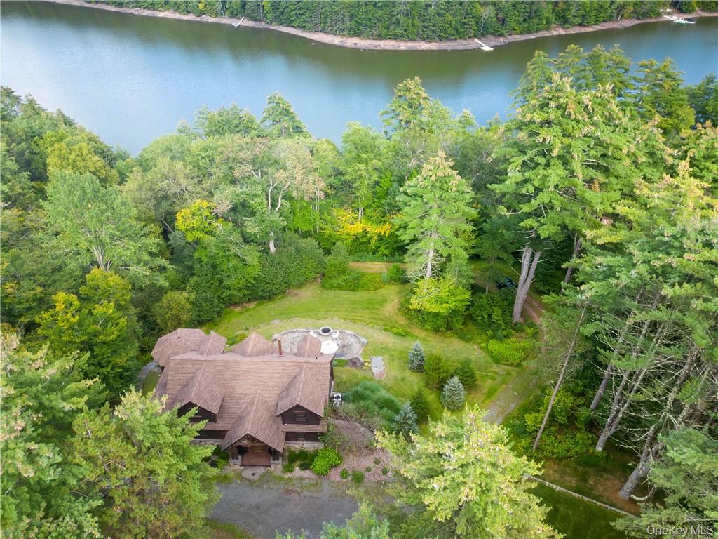 497 Woodstone Trail, Lumberland, NY 12737