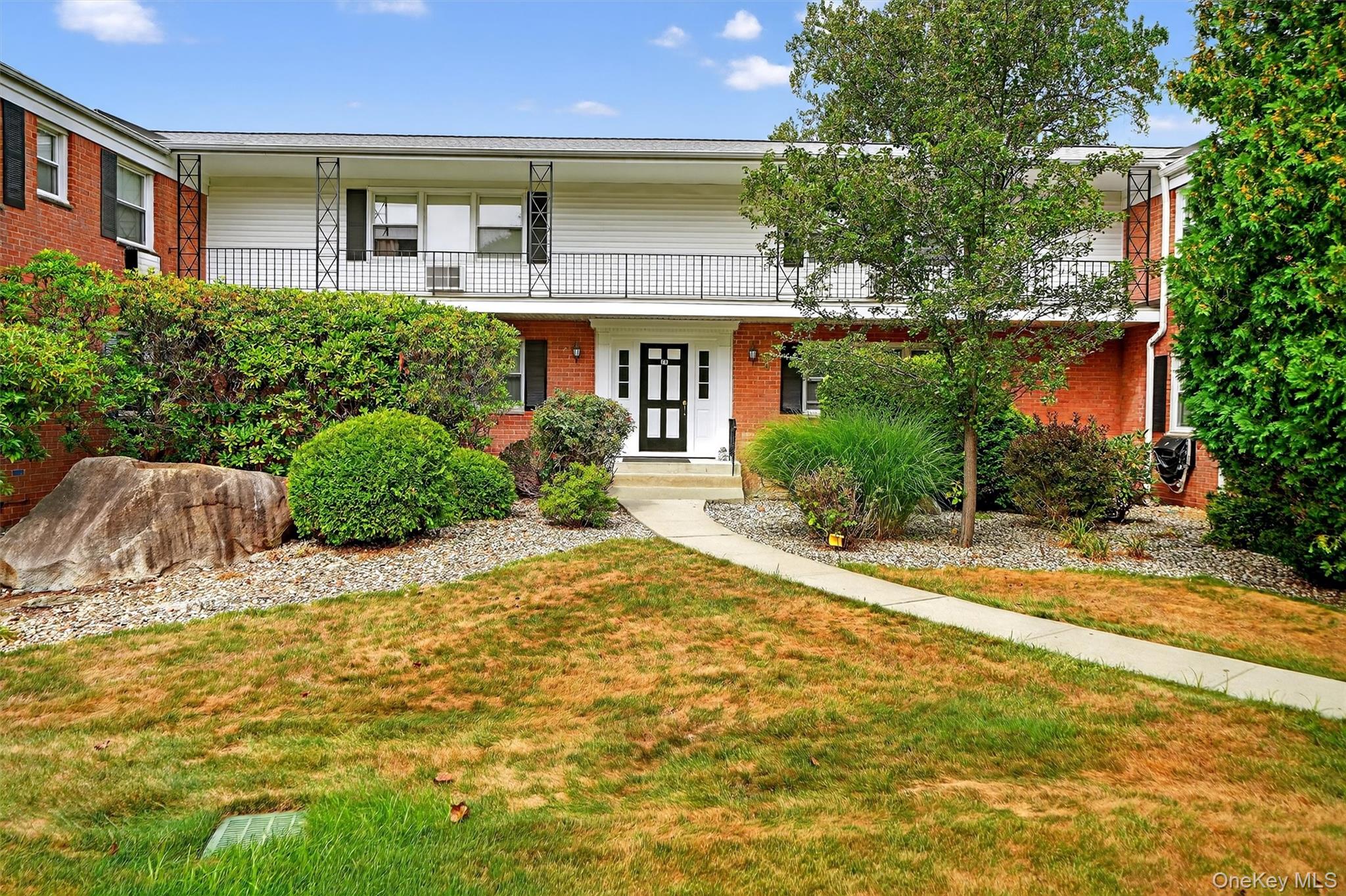 25 Bon Air Cir # 8308, Suffern, NY 10901