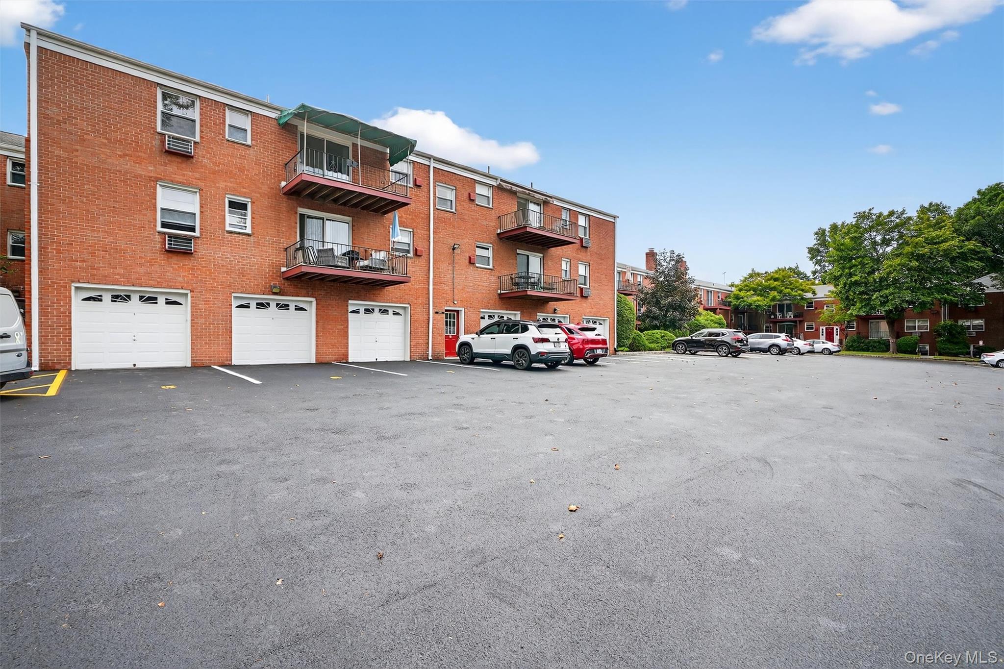 25 Bon Air Cir # 8308, Suffern, NY 10901