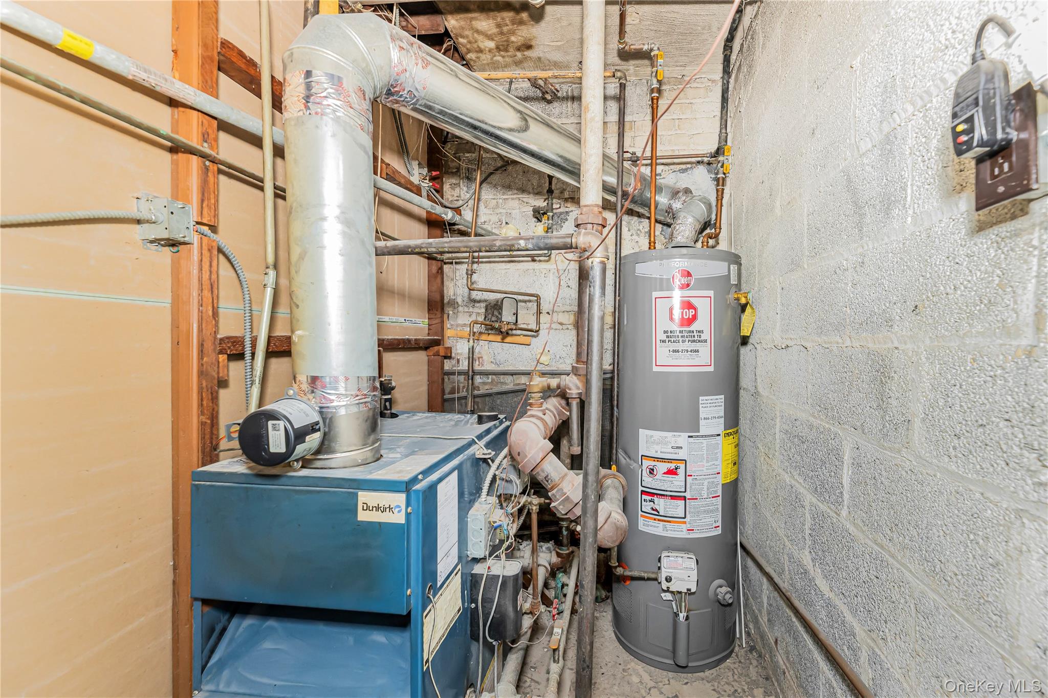 426 Calhoun Avenue, Bronx, NY 10465