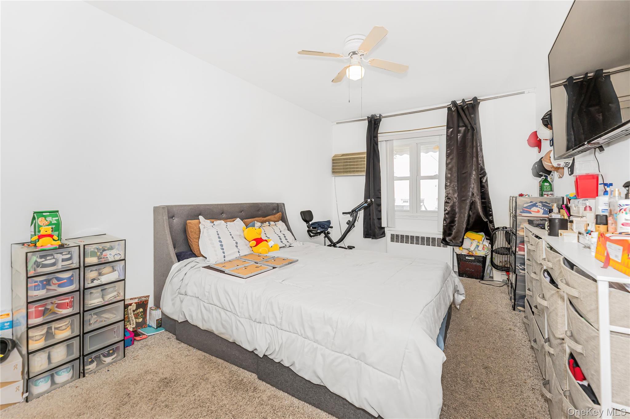 426 Calhoun Avenue, Bronx, NY 10465