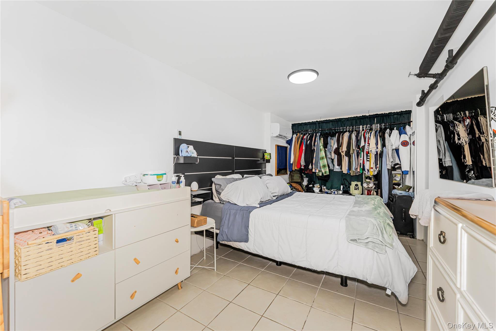 426 Calhoun Avenue, Bronx, NY 10465