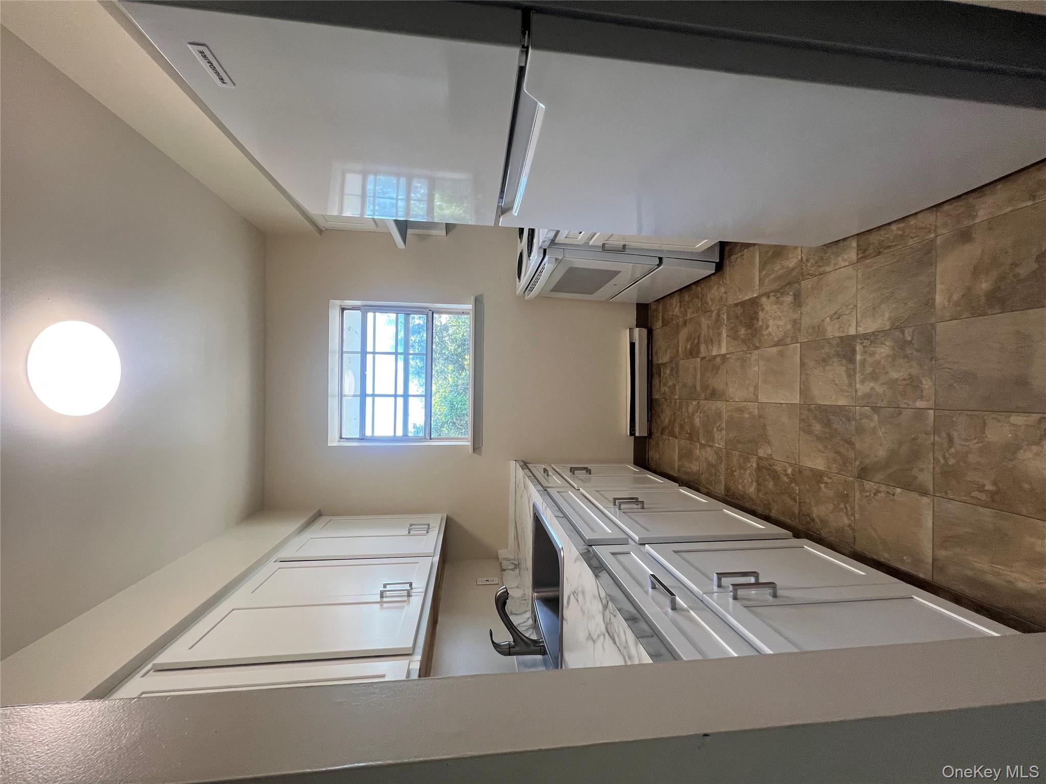 33 Oak Street # 41-12, Walden, NY 12586