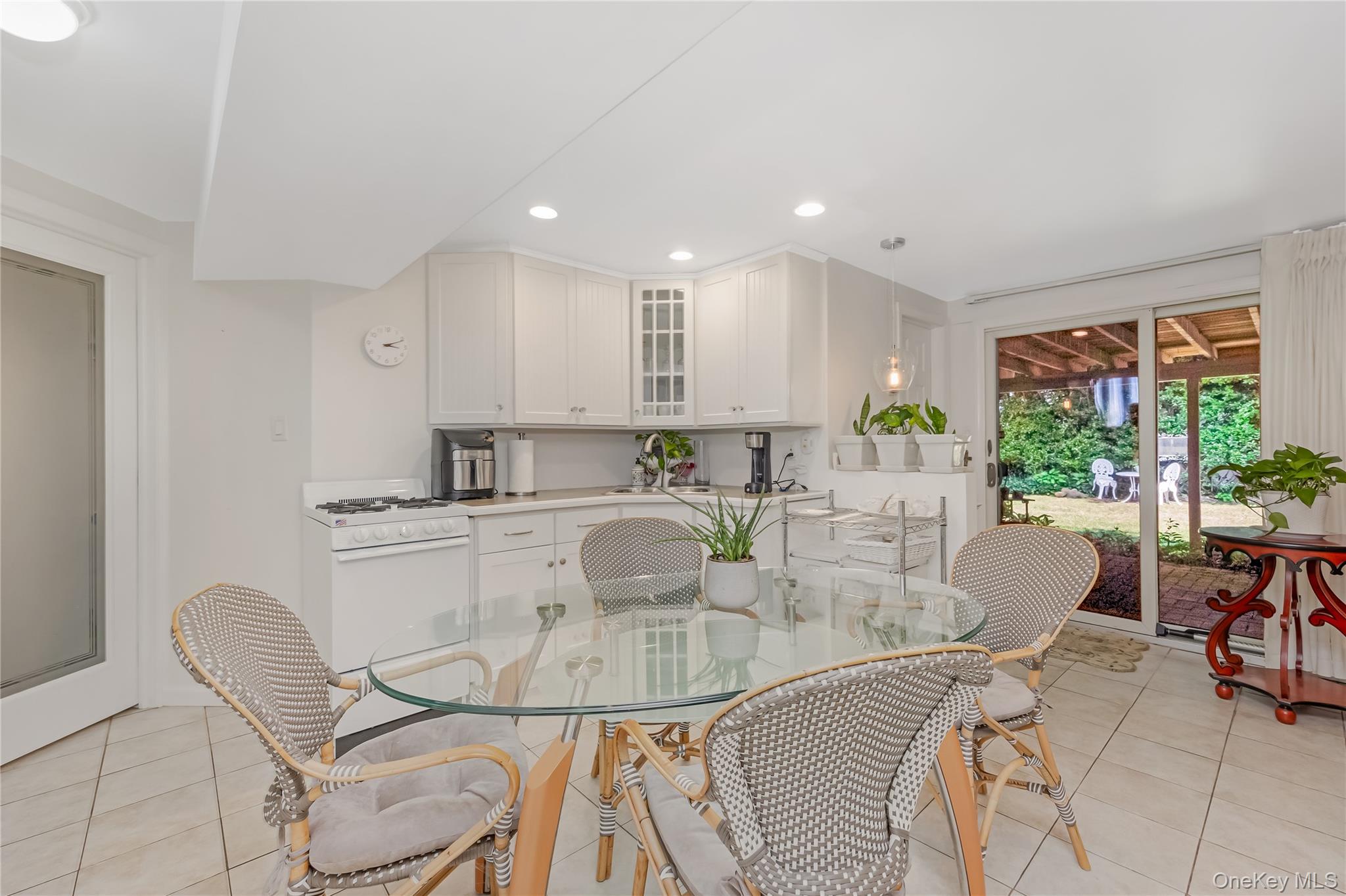 1643 Fairfax Avenue, West Islip, NY 11795