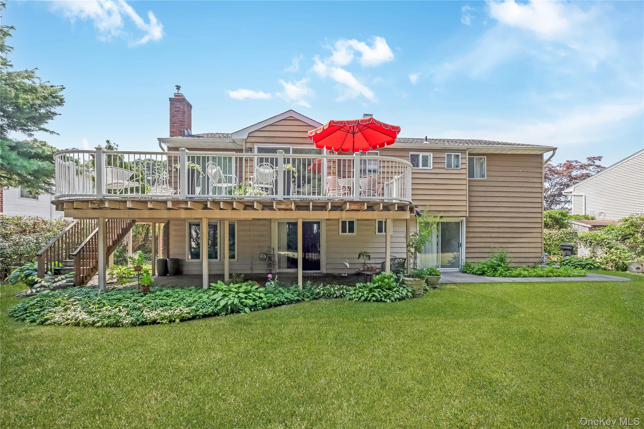 1643 Fairfax Avenue, West Islip, NY 11795