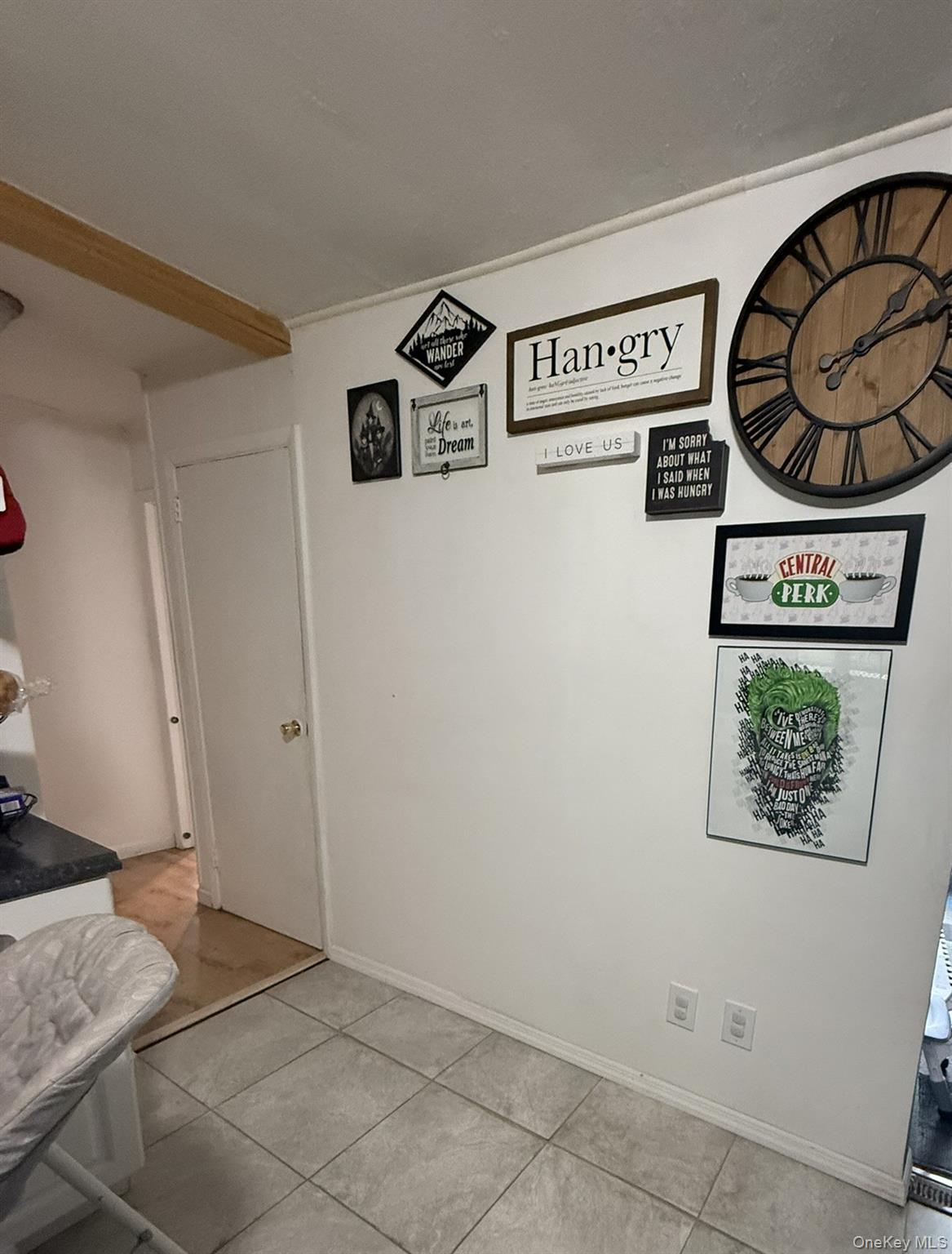 18 21st Avenue, Bay Shore, NY 11706