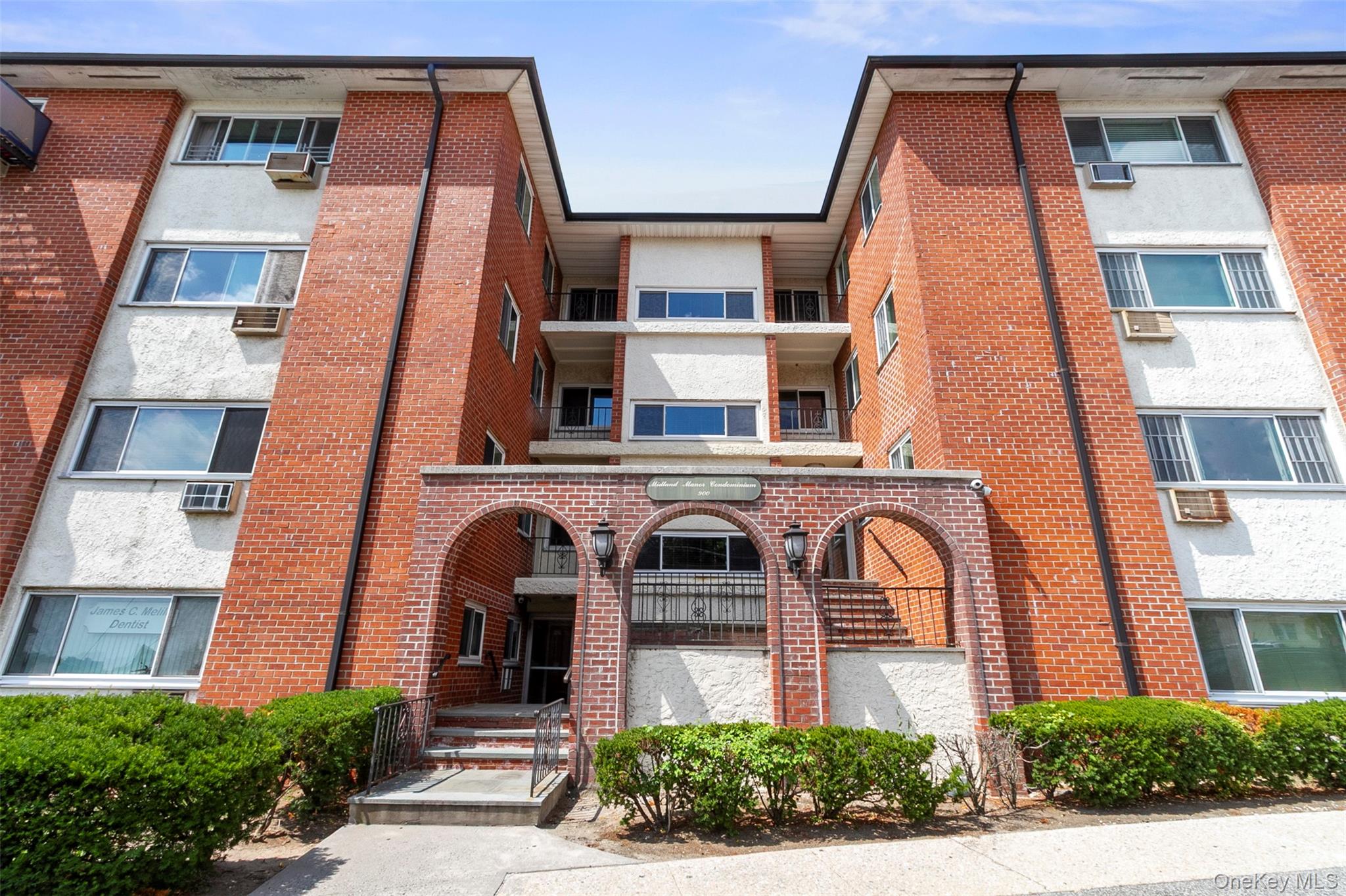 900 Midland Avenue # 2E, Yonkers, NY 10704