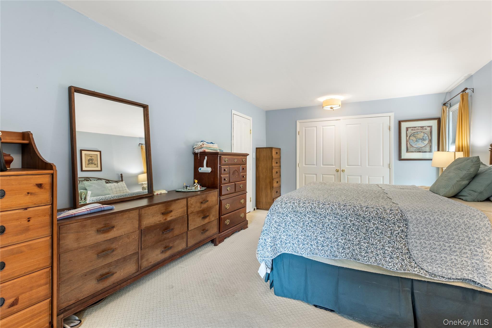 8 Riverside Street, Amityville, NY 11701