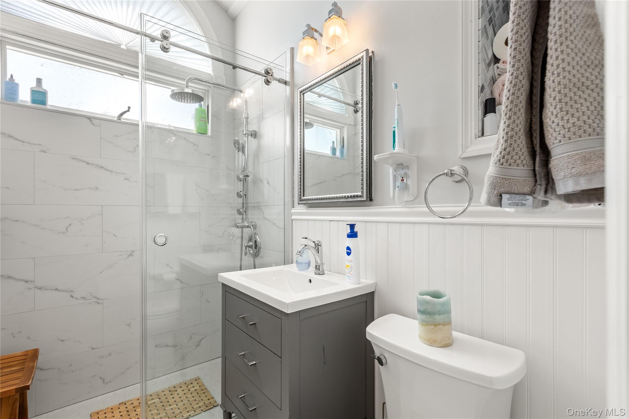 8 Riverside Street, Amityville, NY 11701