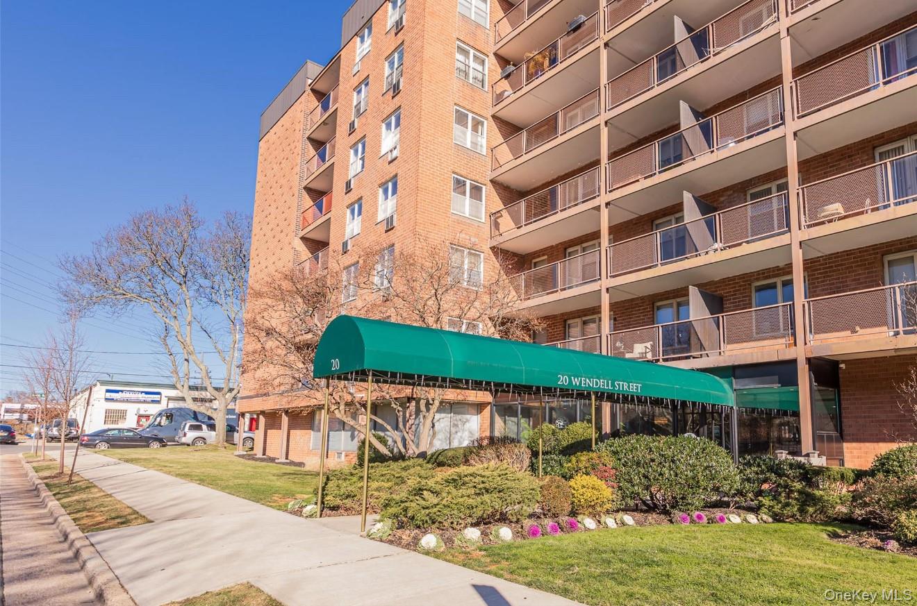 20 Wendell Street # A16, Hempstead, NY 11550