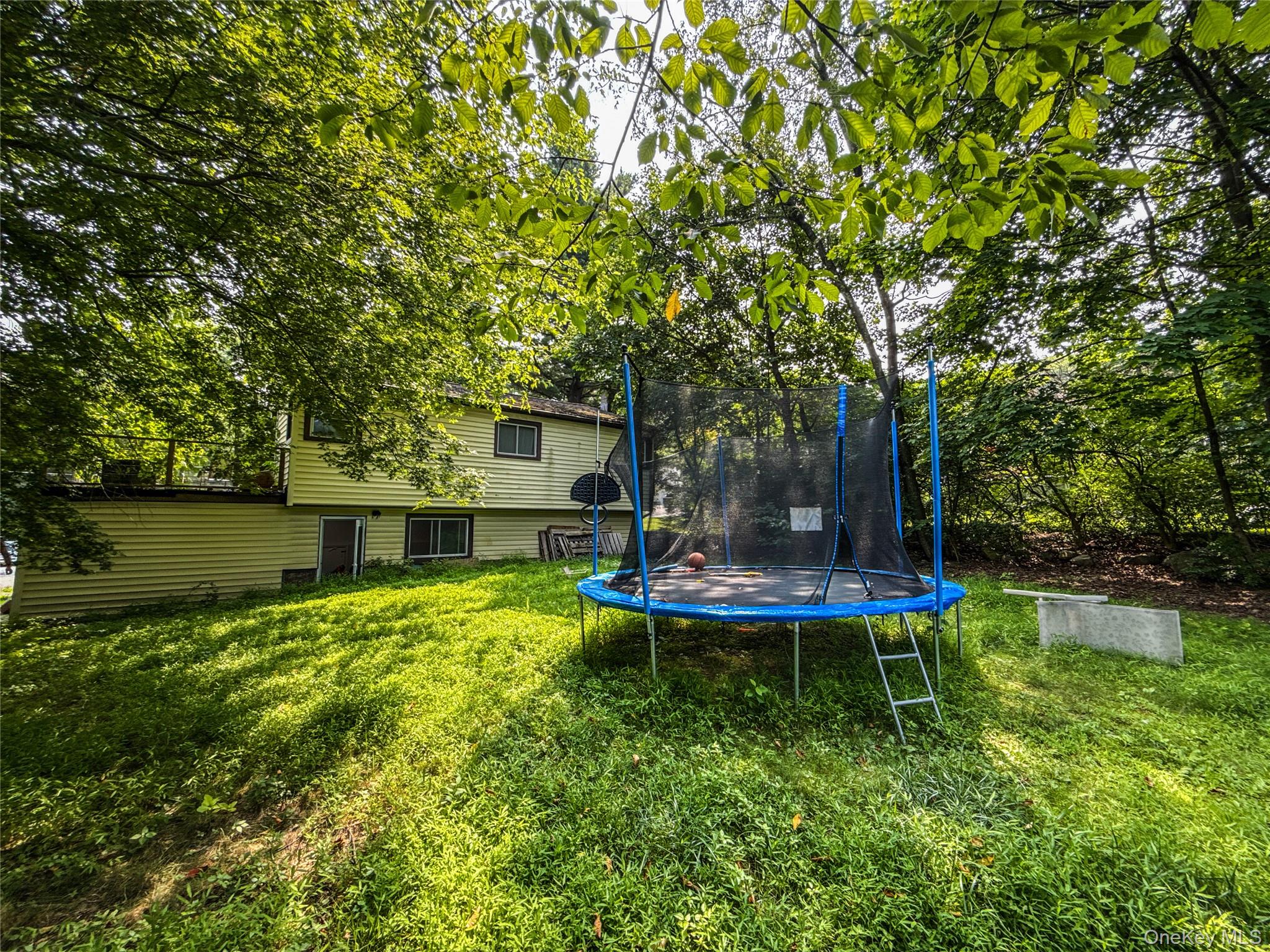 63 Waterbury Parkway, Cortlandt Manor, NY 10567