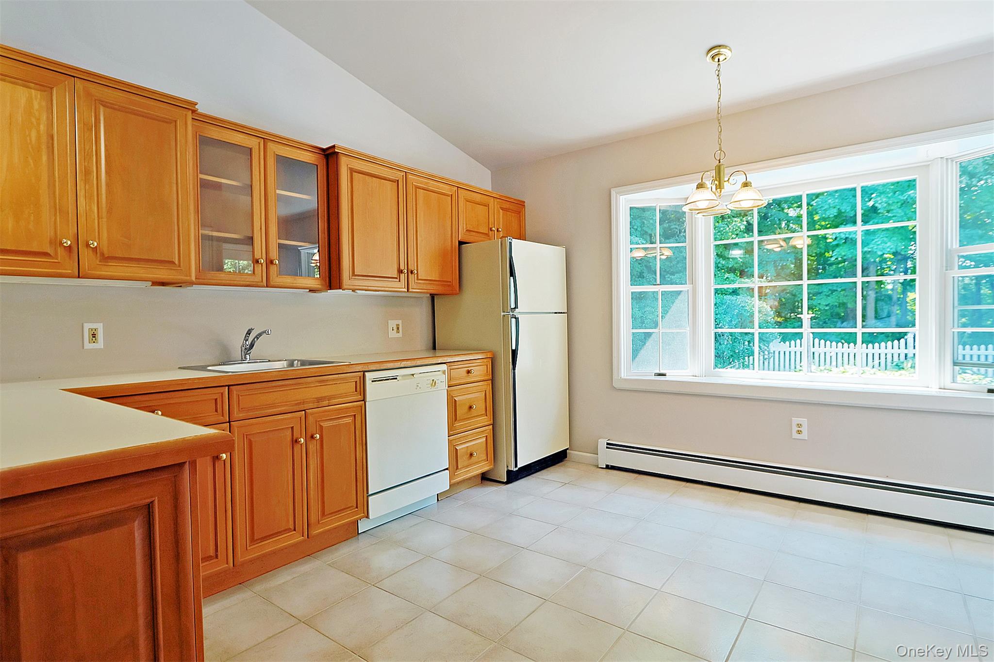 82 Thornhill Drive, Pleasant Valley, NY 12569