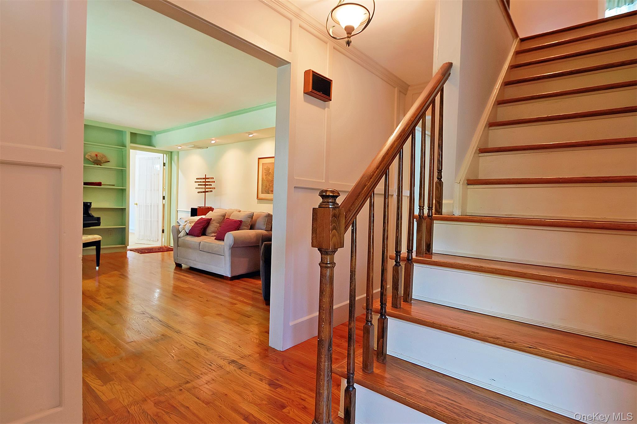 82 Thornhill Drive, Pleasant Valley, NY 12569