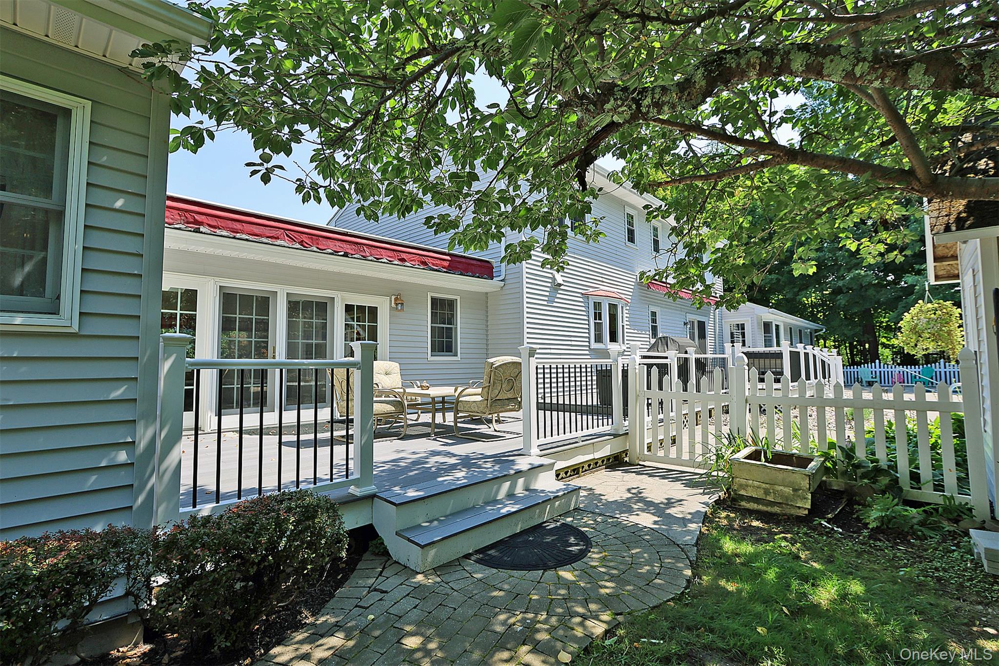 82 Thornhill Drive, Pleasant Valley, NY 12569