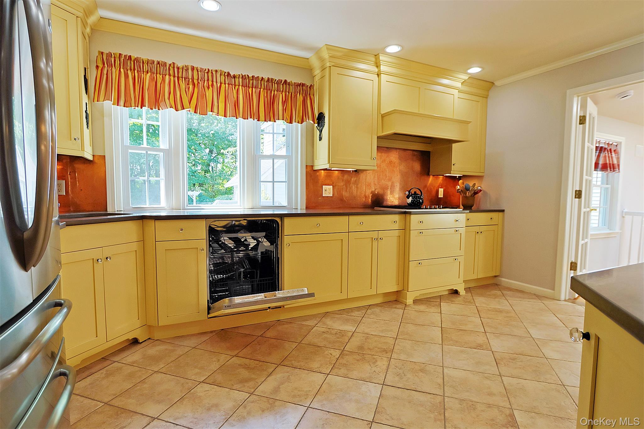 82 Thornhill Drive, Pleasant Valley, NY 12569