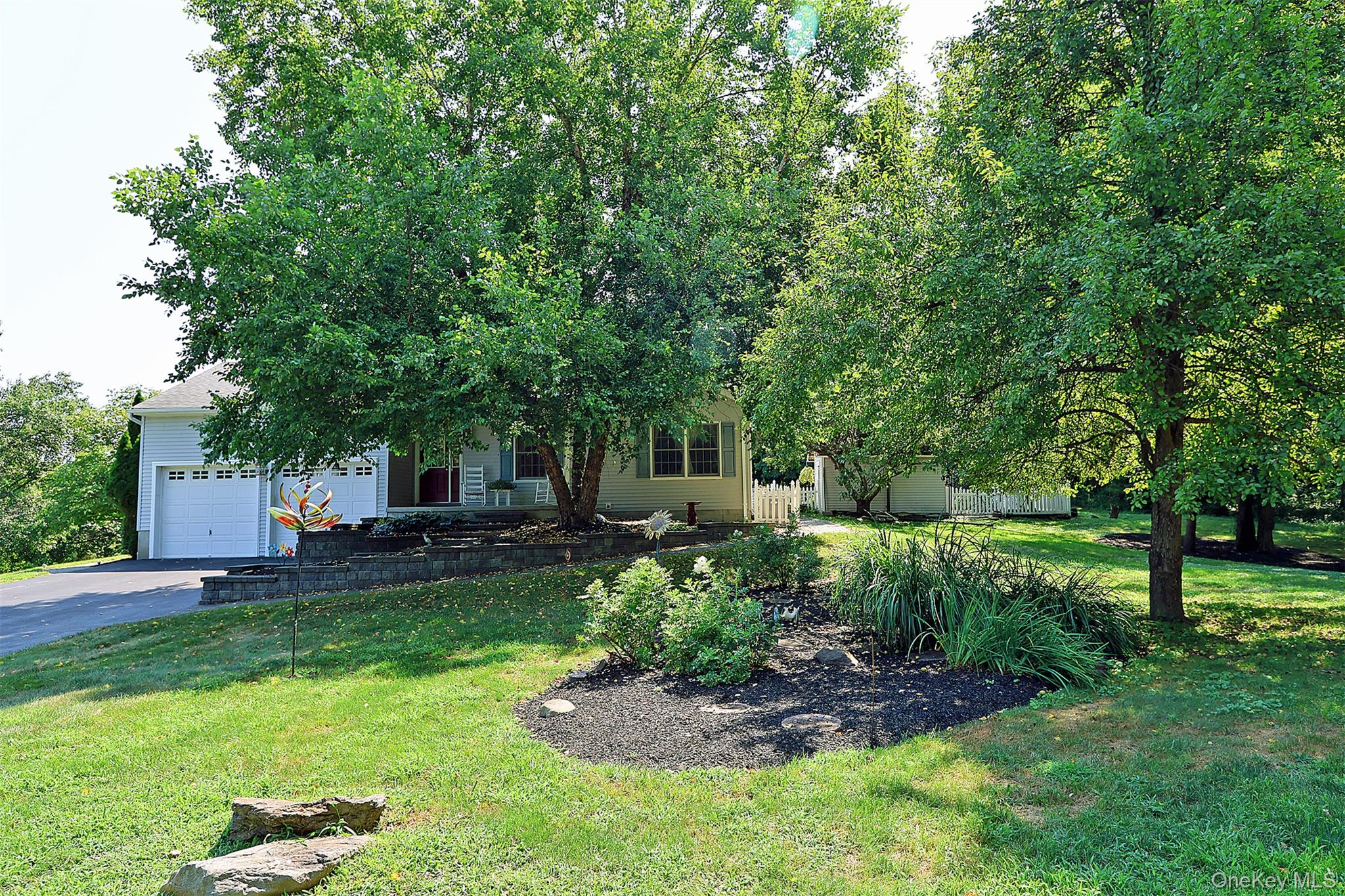 82 Thornhill Drive, Pleasant Valley, NY 12569