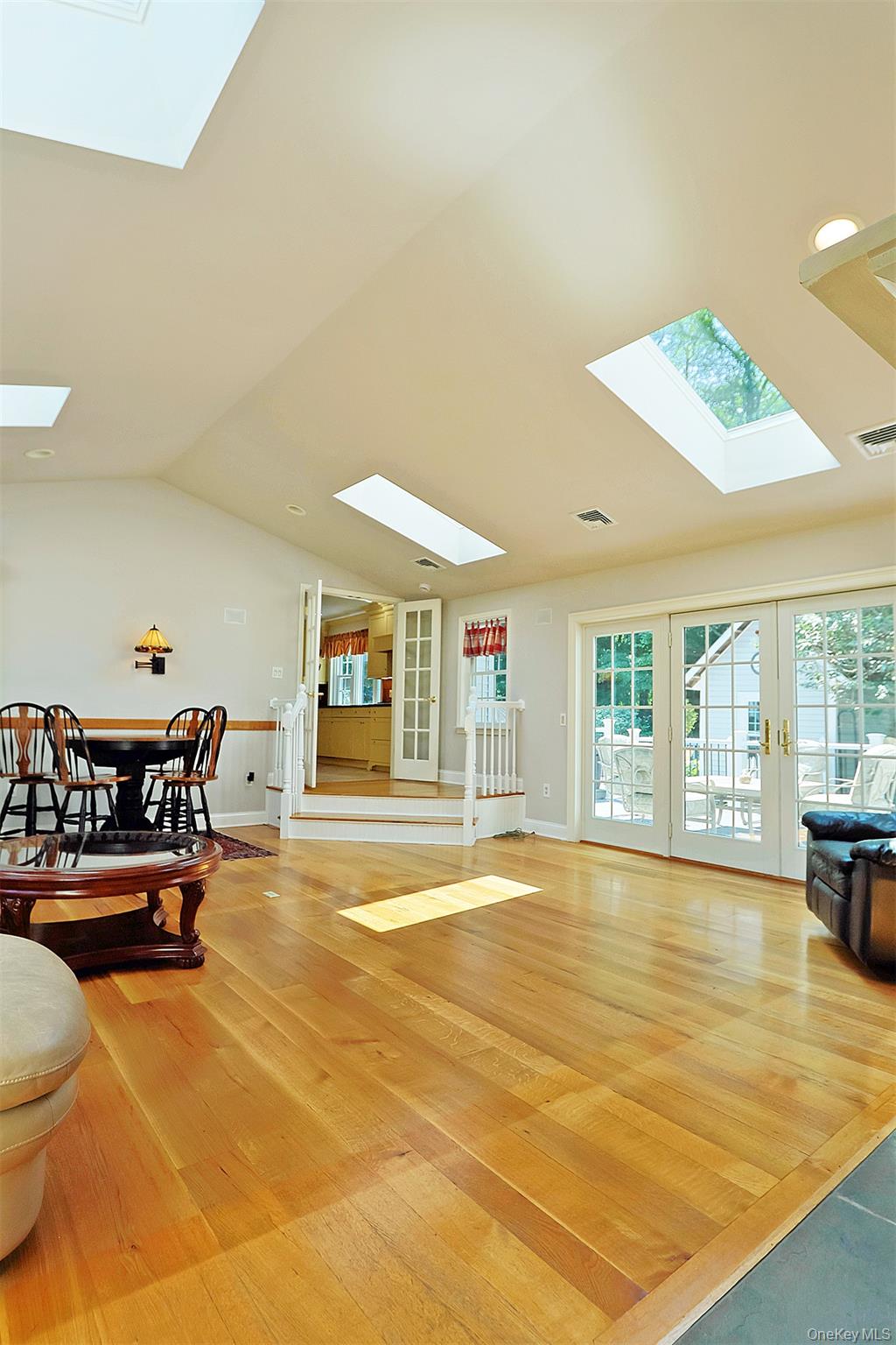 82 Thornhill Drive, Pleasant Valley, NY 12569