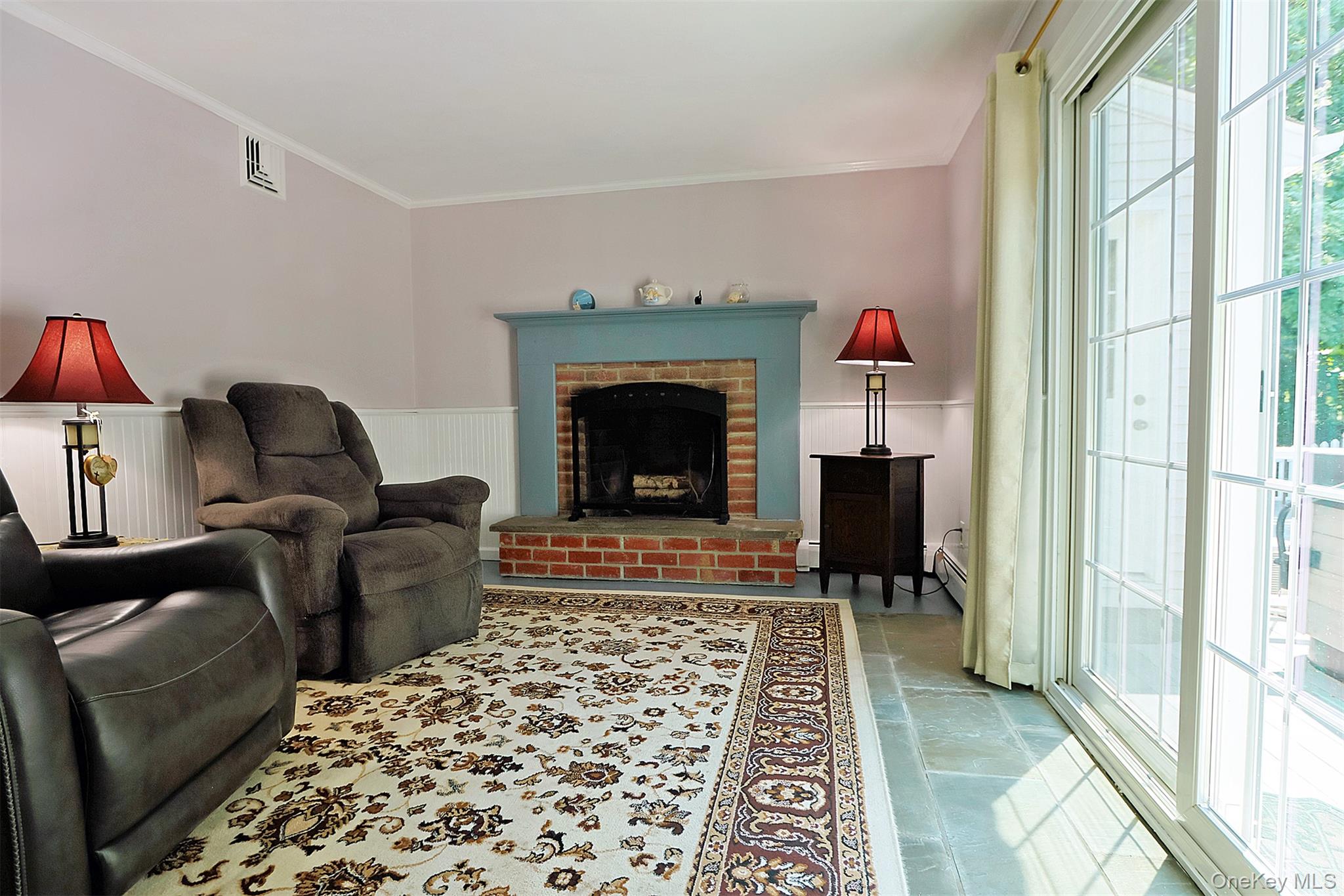 82 Thornhill Drive, Pleasant Valley, NY 12569