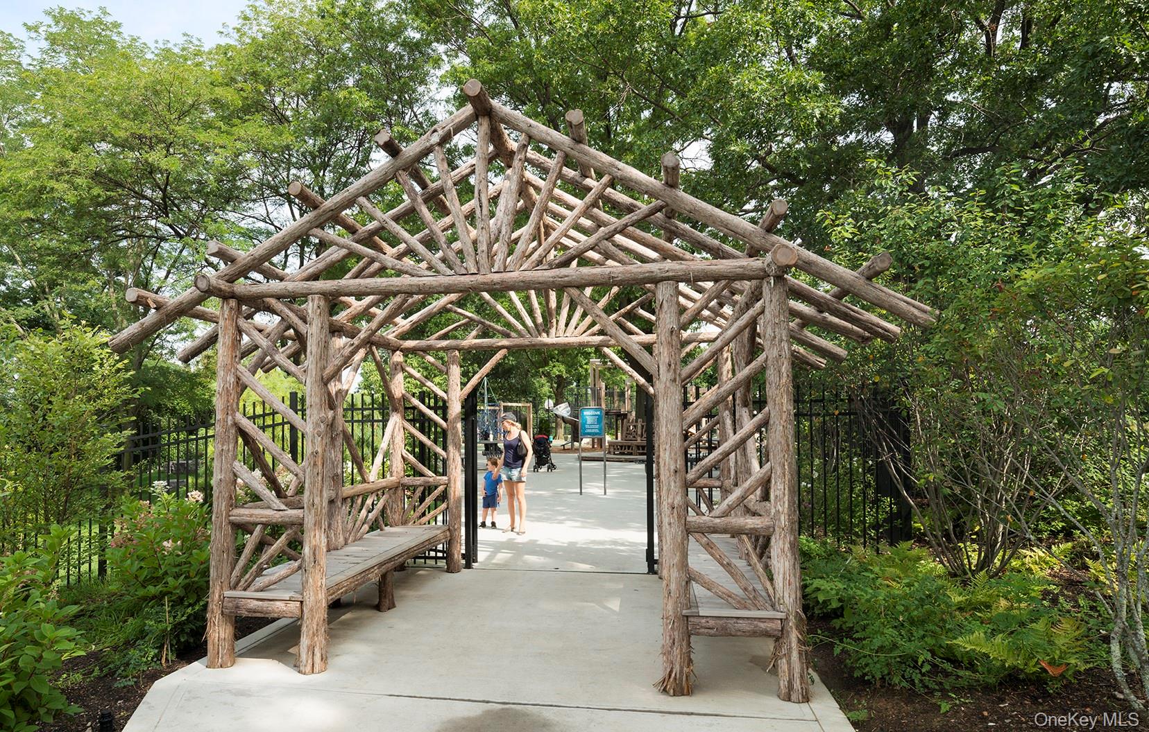 5800 Arlington Avenue # 2R, Bronx, NY 10471