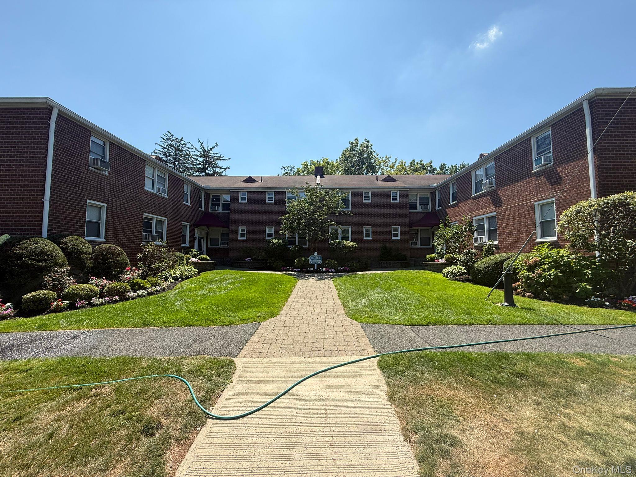 11 Bryant Crescent # 2I, White Plains, NY 10605