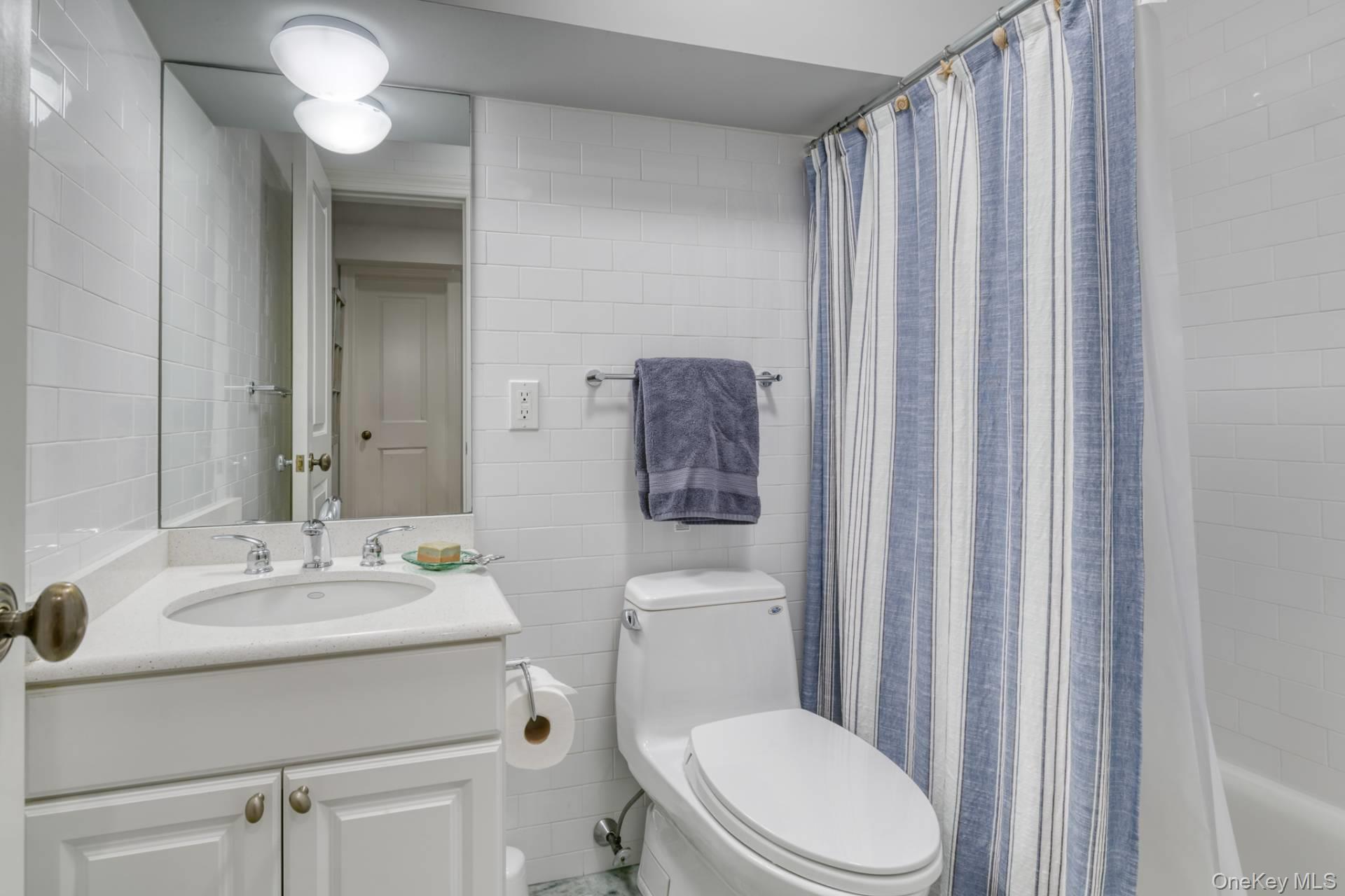 3 Rosebud Lane, East Quogue, NY 11942